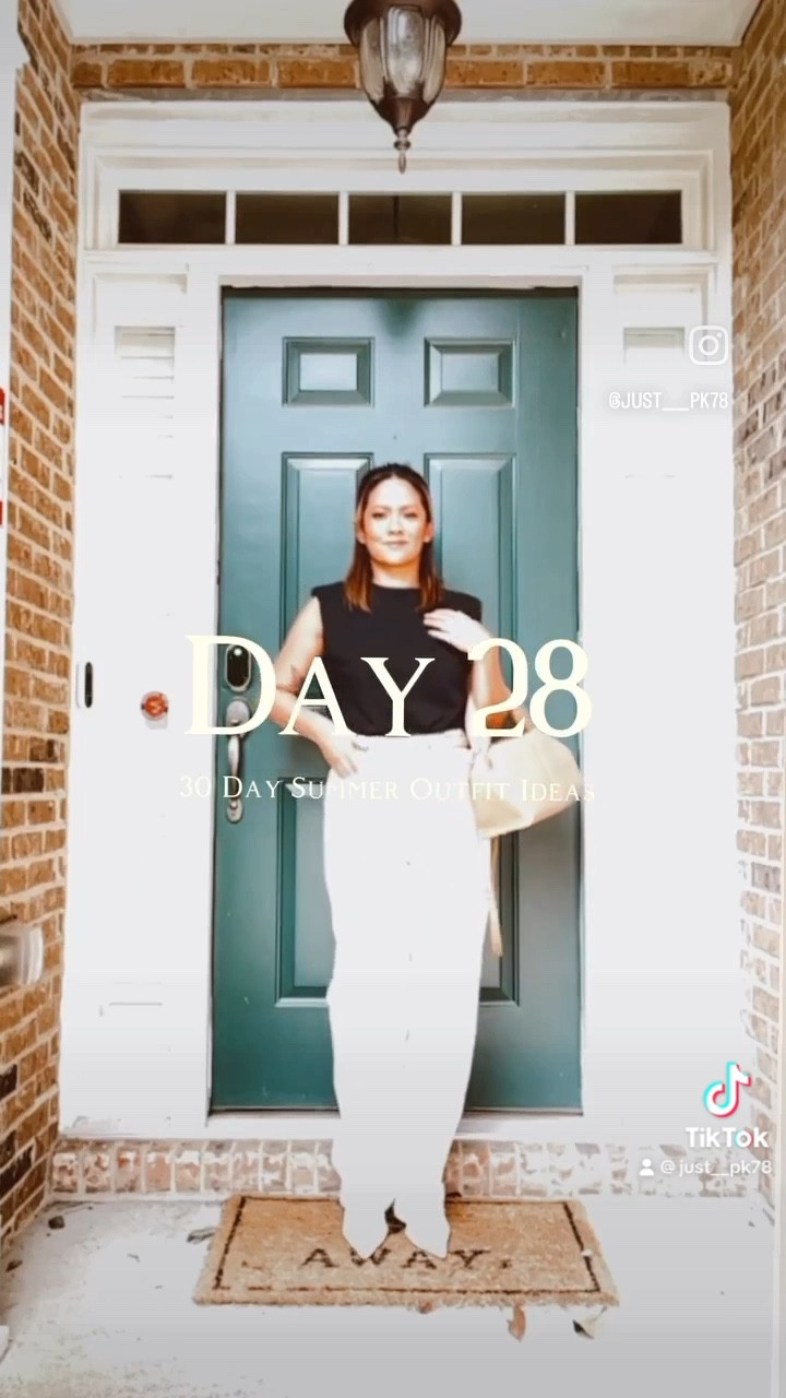 30 Day Summer Outfit Idea Day 28

Dressed it up a little for today because I feel like it 
🤍🤎🖤

More neutral outfit ideas 
#minimalistoutfit #pointytoemules 
#Highwaistedwhitejeans #wideshouldertop 
helps create a symmetrical of your body shape nude belt and nude bag.

#LTKstyletip #LTKunder50