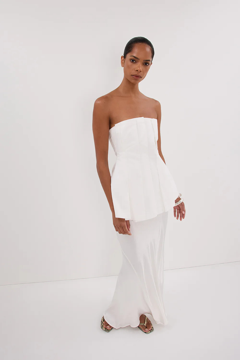 LILLY WHITE PLEATED STRAPLESS TOP | DISSH