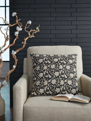 Alanderson Pillow, Black/Ivory | Ashley Homestore