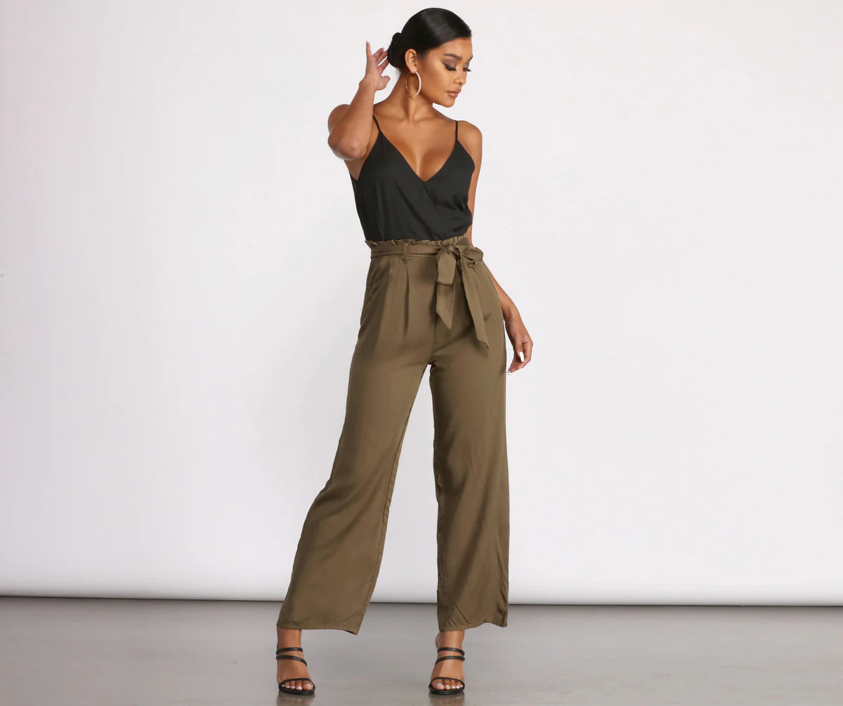 Two Tone Sleeveless V-Neck Paperbag Jumpsuit | Windsor Stores