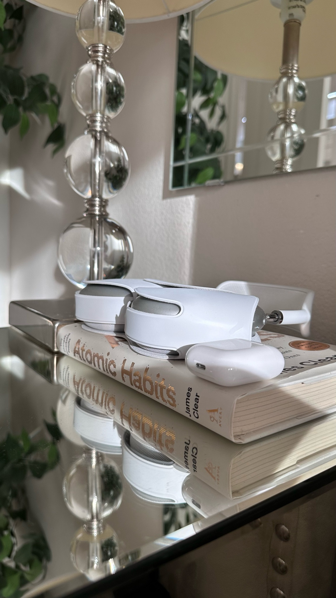 What is on my nightstand:
-Atomic Habbits book 
-Apple AirPods Max headphones
-Apple AirPods headphones 

#LTKfamily #LTKhome