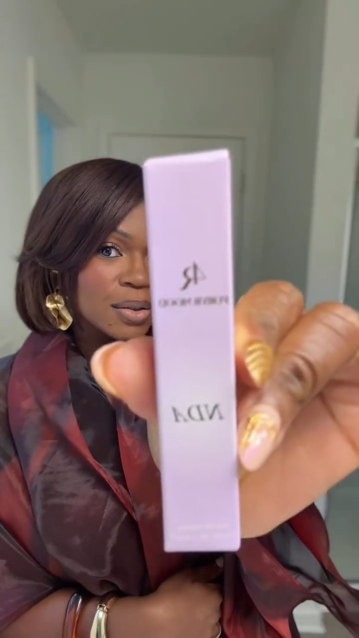 NDA by @forvrmood is literally my personality in a bottle. I wear this fragrance when I want to feel like my most confident, powerful self. It’s a bossy and classy fragrance that I keep in rotation for conferences and networking events. 

Can’t wait to add the latest fragrance, She Was Here, to my collection!

#giftedbyforvrmood #forvrmood #icongala25 #fragrance #fragranceoftheday #scentoftheday #perfume #explore #perfumes #fragrancelover