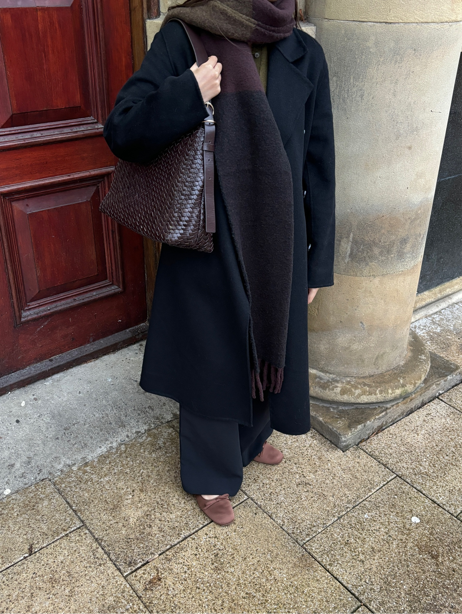 winter outfit inspo, winter coat, oversized wool coat, h&m, mango, &otherstories, mahogany bag, leather bag, uniqlo scarf, wool scarf, abercrombie trousers, harper premium crepe, black trousers, petite trousers

#LTKsalealert #LTKSeasonal #LTKeurope