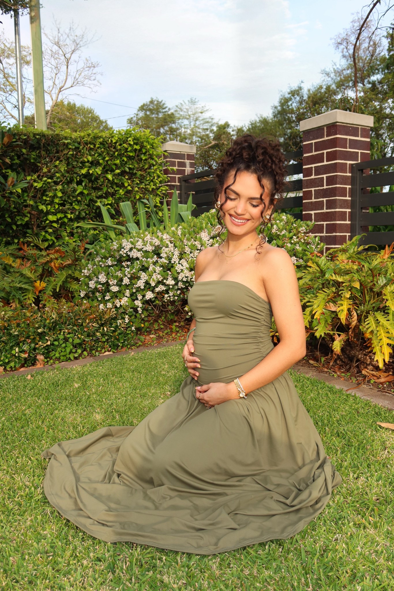 Comfiest dress for the bump!💚 #pregnant #maternity #ltkaustralia #shein