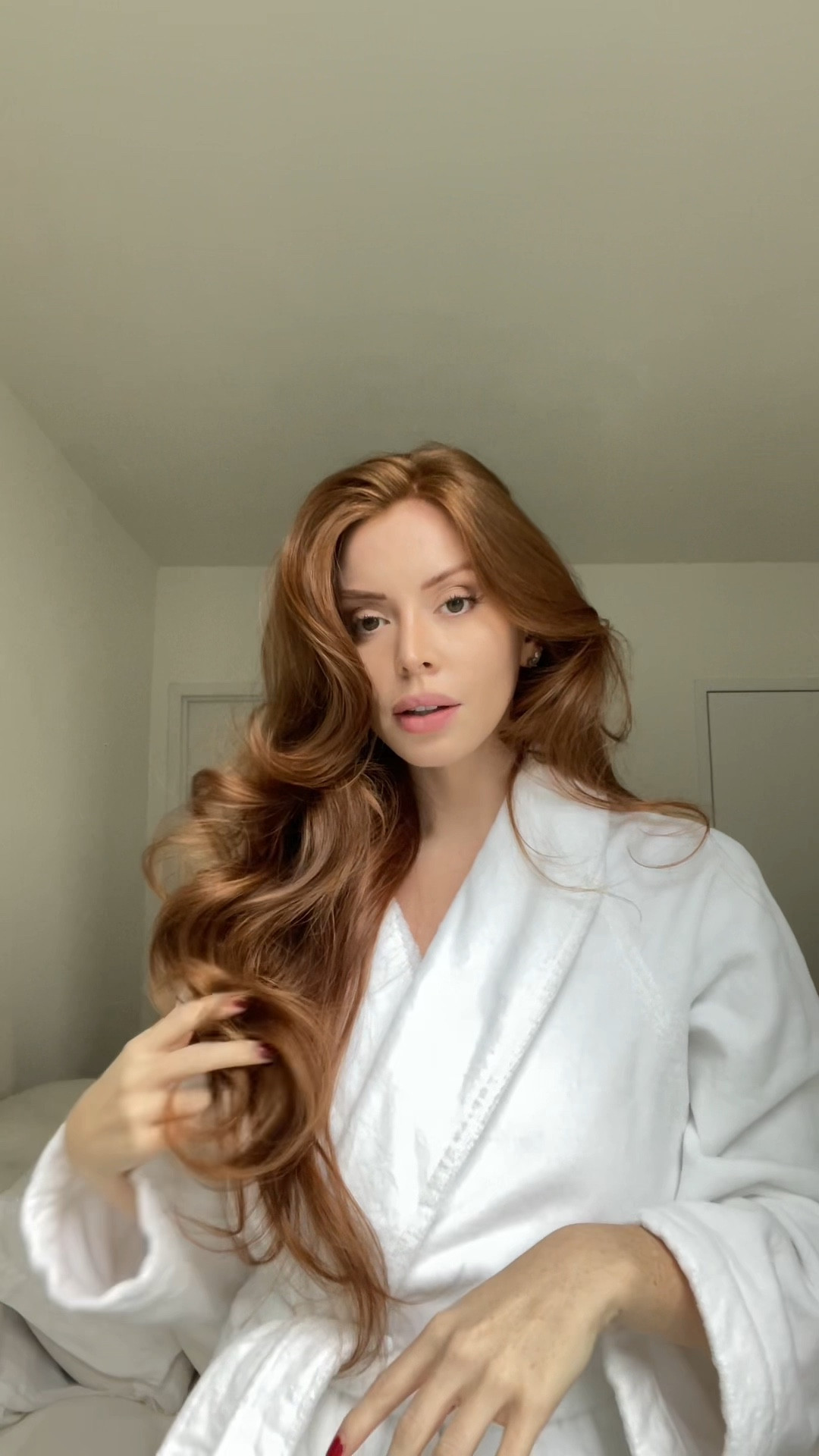 My hair tutorial 🥰 #hairstyle #hairtok #hairtutorial #90sblowout 

#LTKVideo #LTKstyletip #LTKbeauty