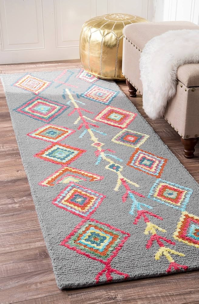 nuLOOM Hand Tufted Belini Runner Rug, 2' 6" x 8', Grey | Amazon (US)
