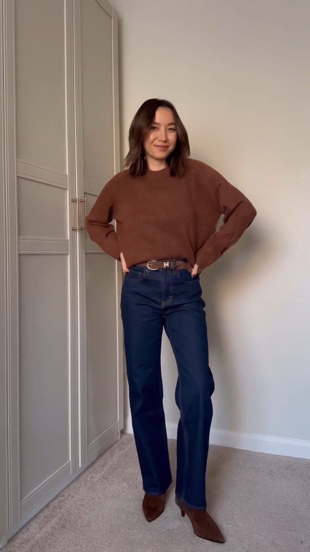 Simple chic winter outfit — up to 40% off almost everything

Abercrombie coat xs
Sweater xs
Mango tee — one of the best tees I’ve tried! Small
Abercrombie relaxed jeans — dark rinse 25 short length 
Jcrew suede boots 




#LTKSaleAlert #LTKootd