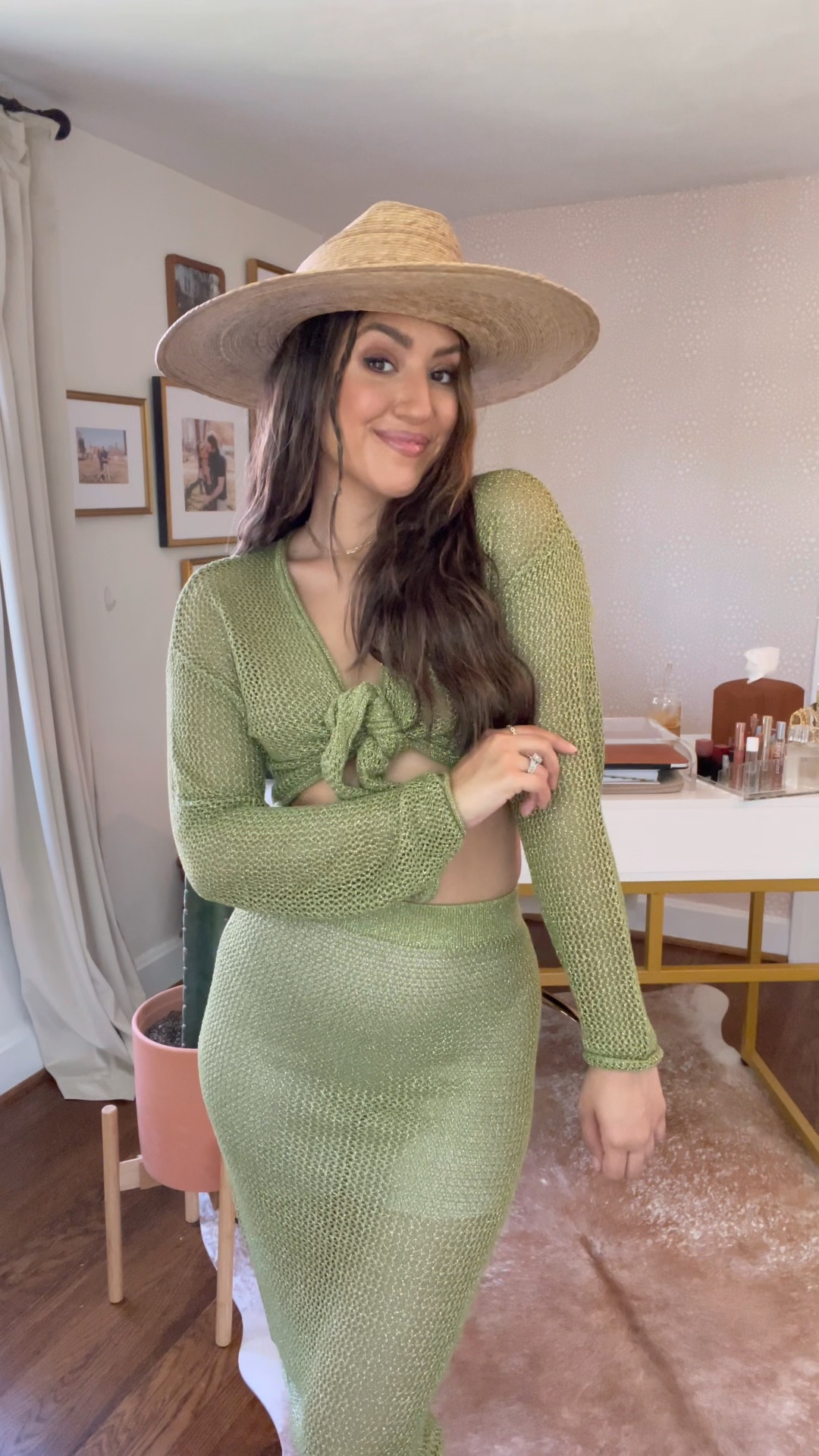 SIZING:

yellow set- XS in both
green set- XS in both
fringe dress- XS (runs big)
black & white top- small