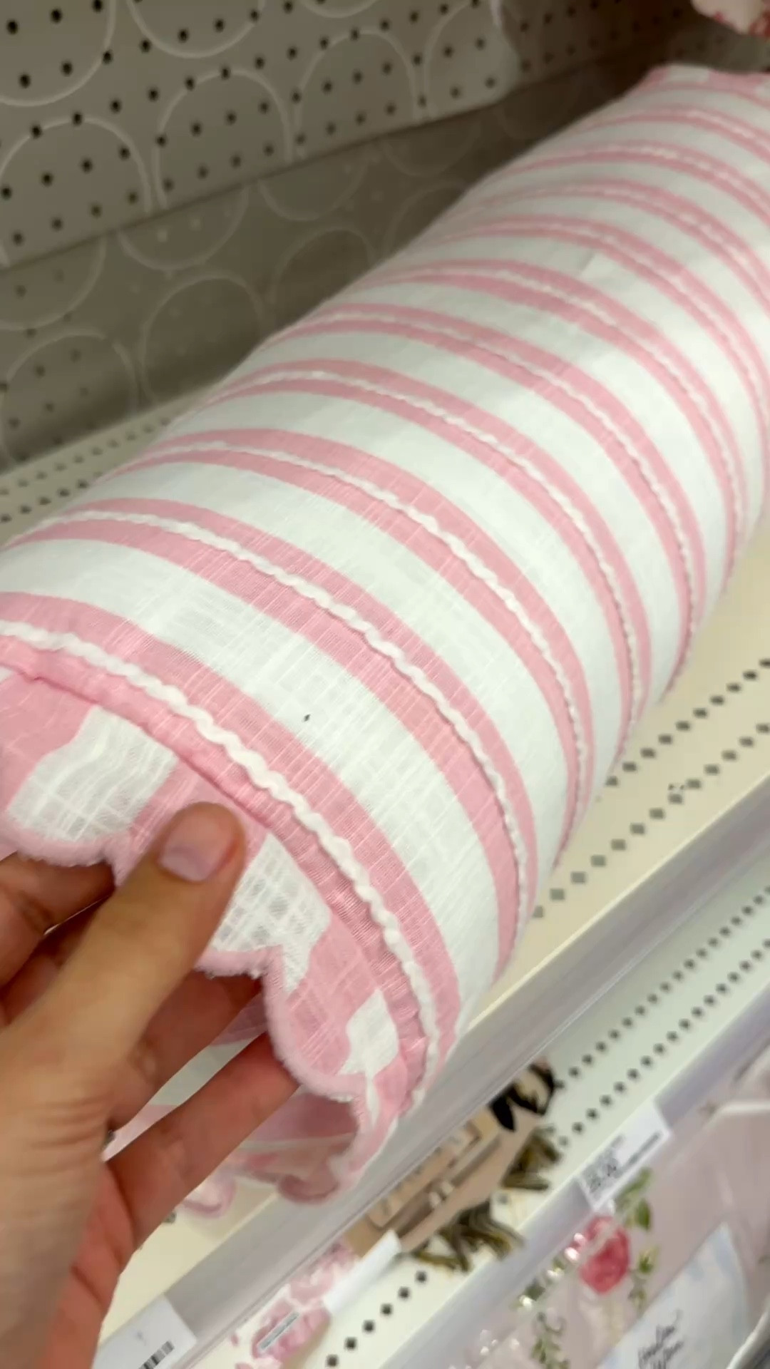 Took a stroll through Target this week and found way too many things worth bringing home. Consider this your shopping list. ✨
✨
target, target haul, home decor, bedding, lamp