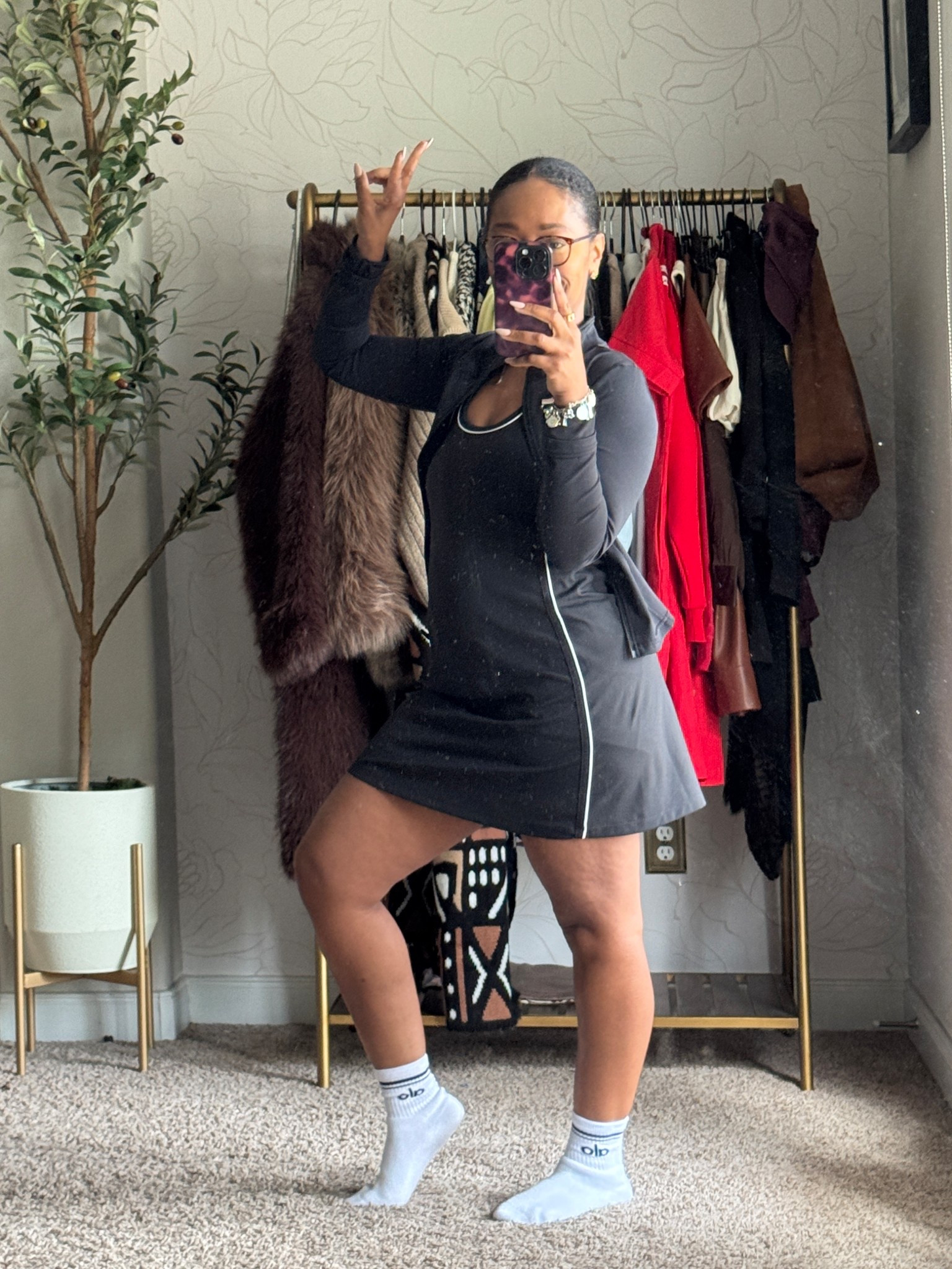 Of course I went back for that black! Luxury look for less 

#LTKActive #LTKootd #LTKOver40