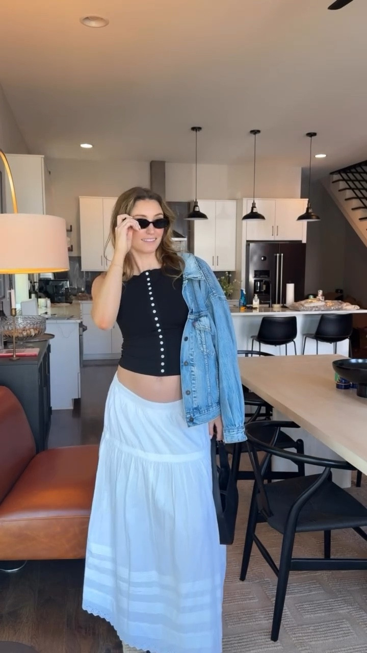 get me this shirt in every color 🤪🤪🤪🤪🤪🤪

#LTKBump #LTKFindsUnder50 #LTKSeasonal