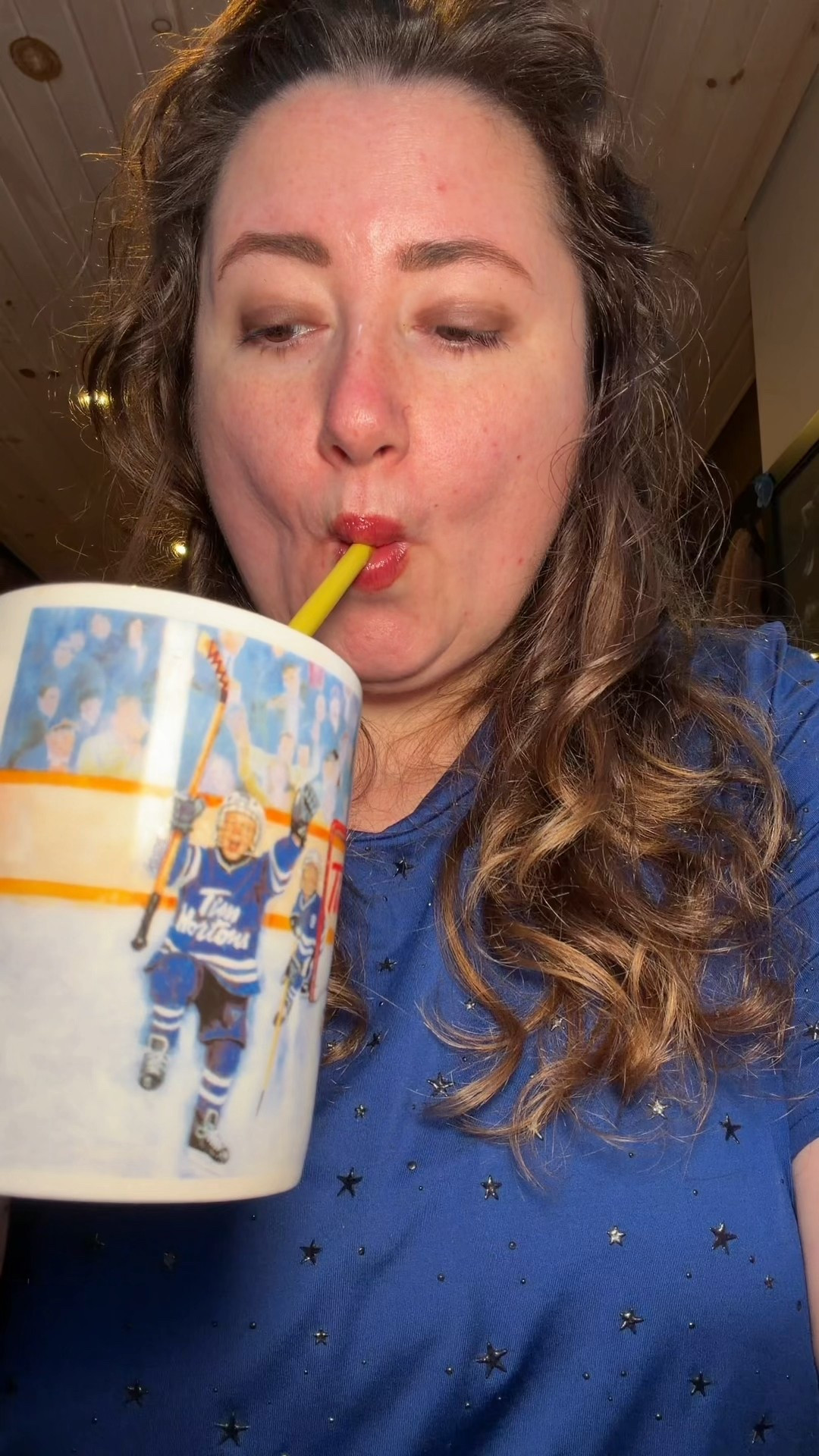 It’s Blue Monday and I hope that if you are also feeling a little low that you can take some time for you today 💜 I was inspired by @lovezoepotter to attempt to not wear leggings everyday so here we are! Outfit deets:

Shirt @riterashop 
Pants @bloomchic 
Lippie @cheekbonebeauty 

Stay Gucci, stay pleasant- love you boos 

#plussize #ootd #plussizefashion #jeans #lifestyle 

Lifestyle fashion plus size ootd grwm inspo keep going blue Monday 