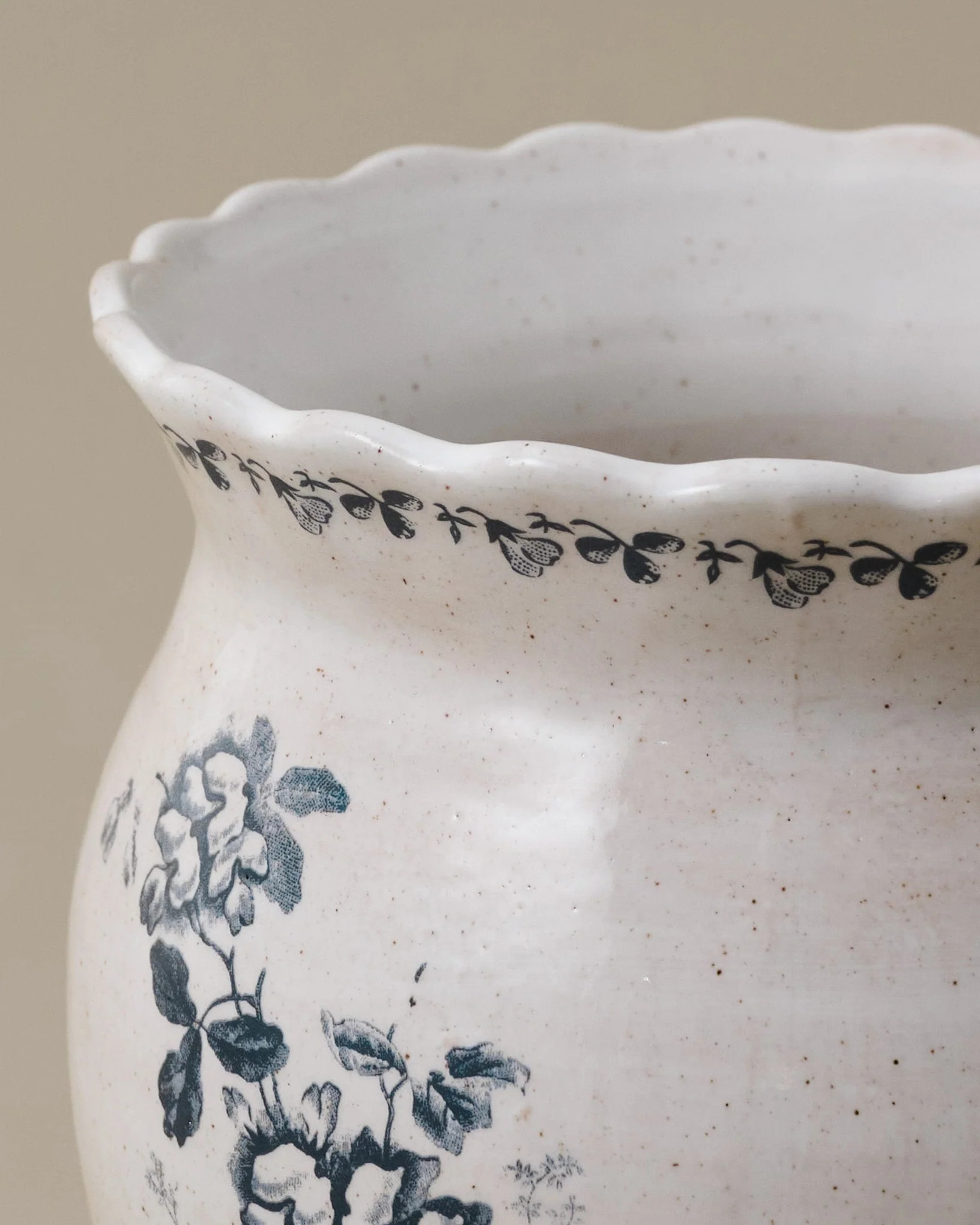 Heirloom Garden Navy Floral Vase | Magnolia