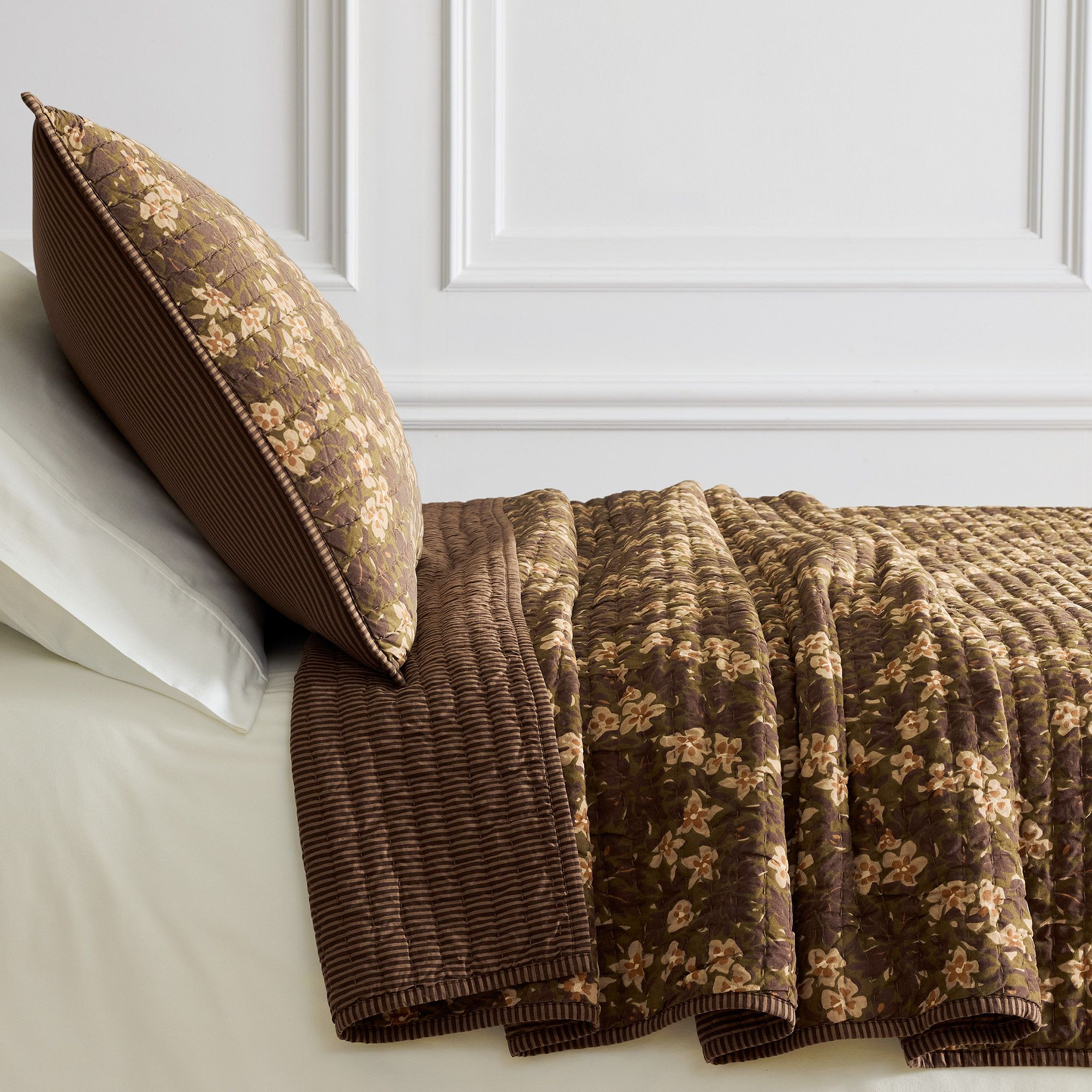 Blake Floral Quilt, King/Cal King, Caper | West Elm (US)