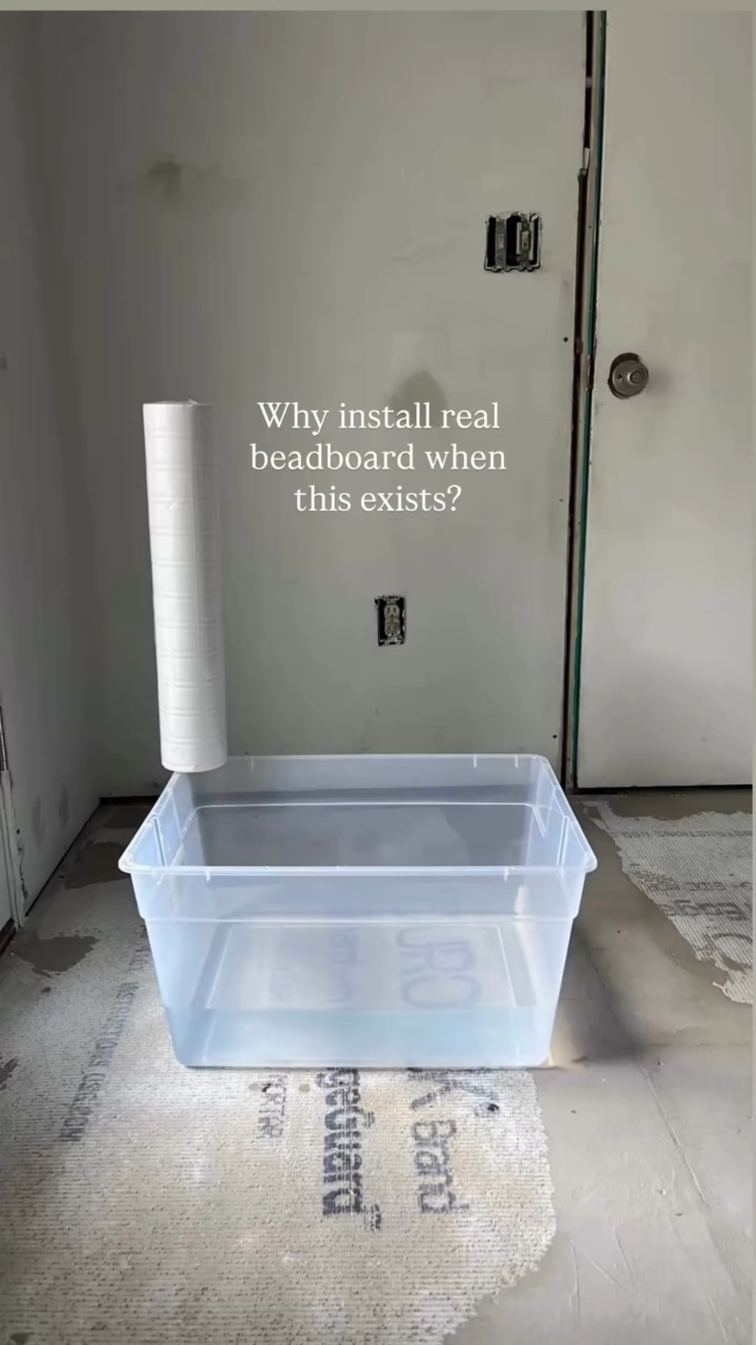 Paintable beadboard wallpaper is magic 🪄✨

Unlike traditional beadboard this is does not require power tools, a car big enough to transport it, caulk or wood filler, primer or really anything other than water and a smoothing tool to install it.

Where would you try this in your home?