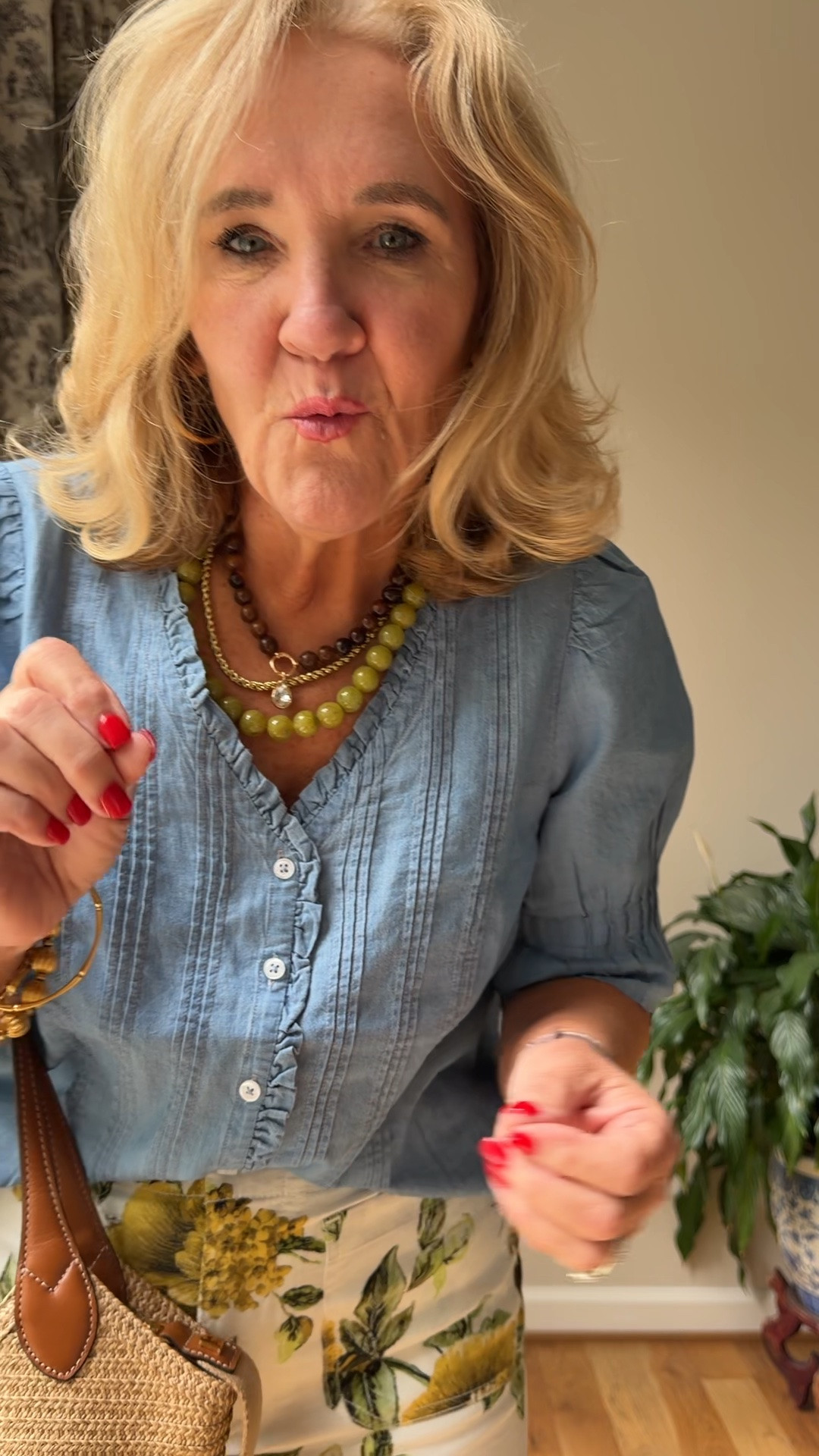 New necklaces from Bauble bar. A bit smaller so fun to layer. 

Top size small
Colette pants are a linen blend. Nice stretch.  Very lightweight. Come in solids too. Wearing a 29 reg 
10% off my bag code NANETTE20
New bauble bar pieces 
And Julie Vos bracelets you can shop the sample sale early if you have a Julie Vos logo. Just give them your email. Sale starts Tuesday.

#LTKOver40 #LTKootd #LTKSeasonal

#LTKSaleAlert