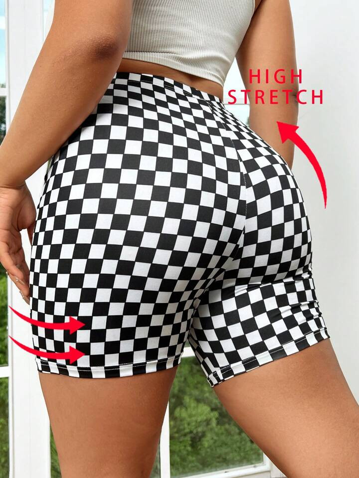 SHEIN EZwear Women's Plus Size Elastic High Waisted Black & White Checkered Shorts, Summer | SHEIN