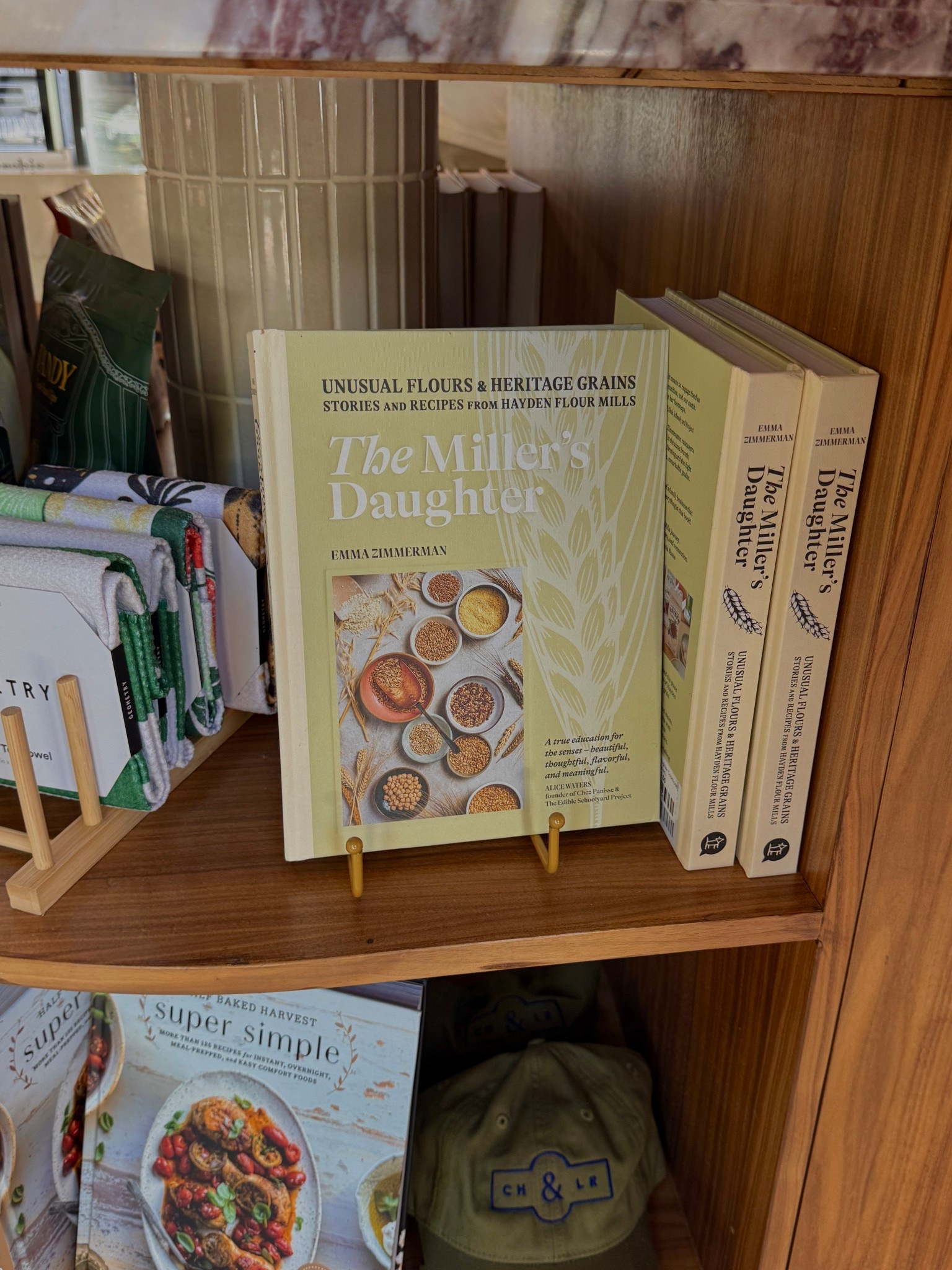 brb while i add this to my christmas list 



#LTKSeasonal #LTKGiftGuide #LTKHoliday