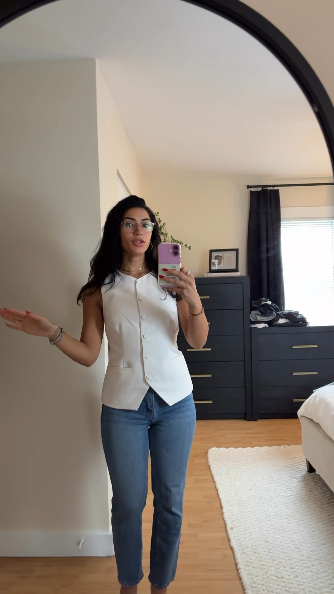 LTK Spring Sale must haves!! These are my go-to jeans from Abercrombie and they’re currently 25% off in the LTK app only (when you click on the item you’ll see a button that says “copy promo code” - copy it & enter at checkout!). Sadly, this white top is no longer available, but I linked a few others that I love! 

#LTKootd #LTKSaleAlert #LTKSpringSale