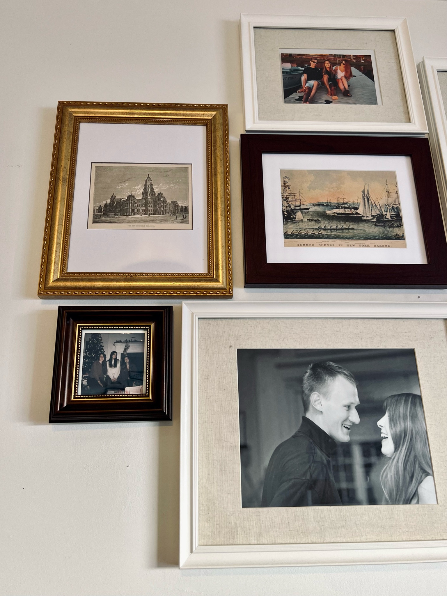 Parisian style // home decor // classic style // preppy // wood frames // gold frames // picture frames // amazon finds // $7 brown + gold picture frame 

#LTKsalealert #LTKFind #LTKhome