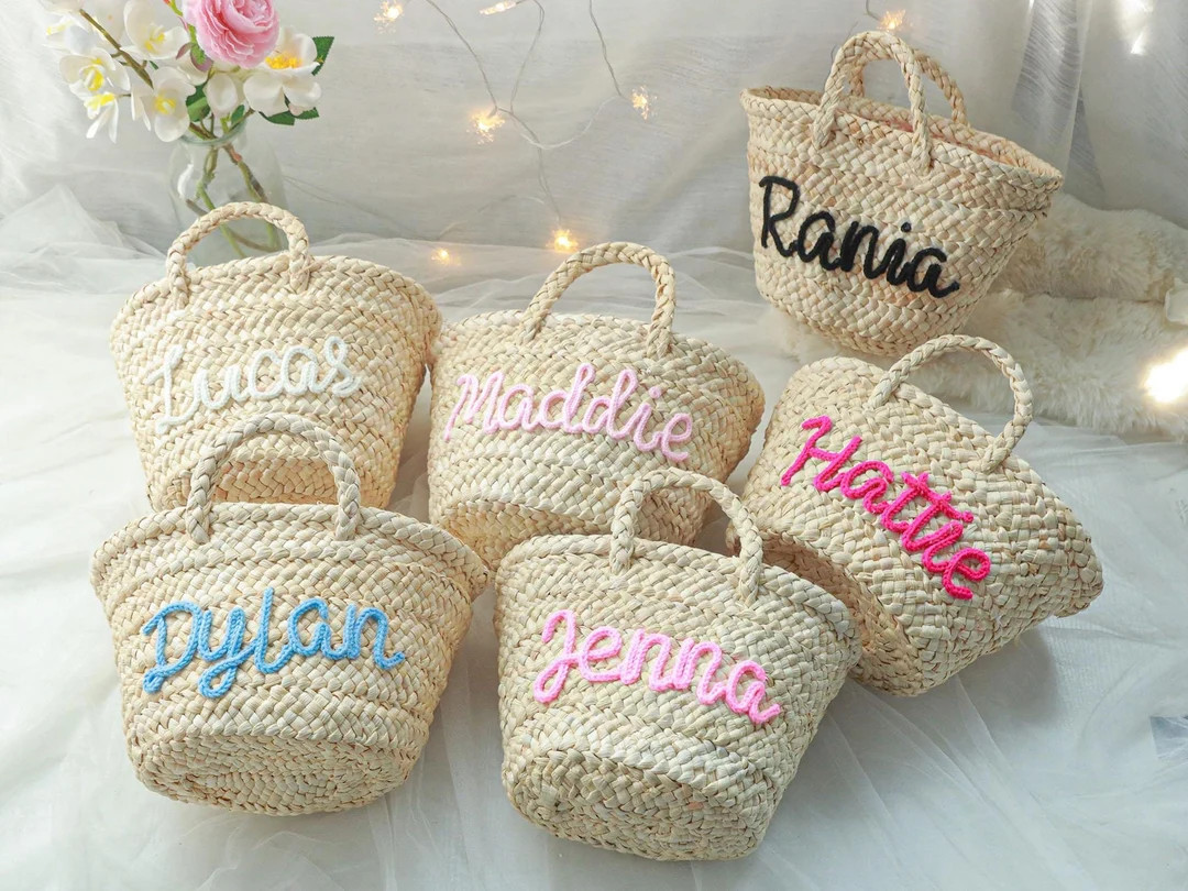 Personalized Straw Bridesmaid Handbag,bridal Party Straw Bag,custom Hand-held Gift Basket,bachlor... | Etsy (US)