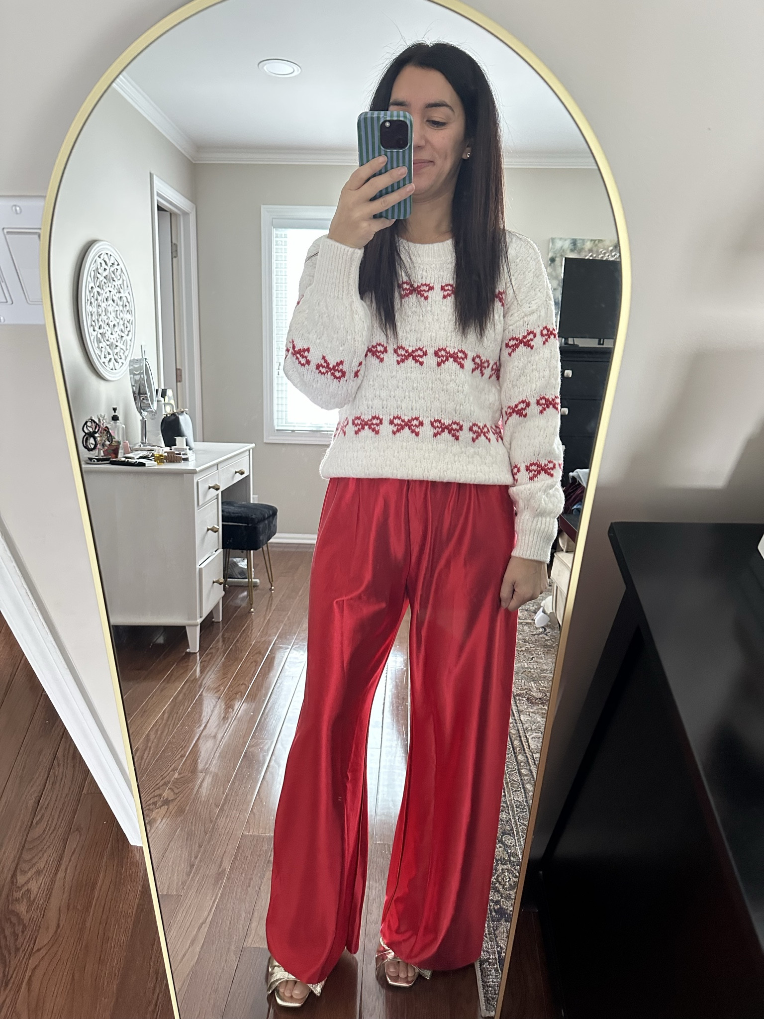 These pants are my favorite! Especially for the holidays!

#LTKSeasonal #LTKHoliday #LTKOver40