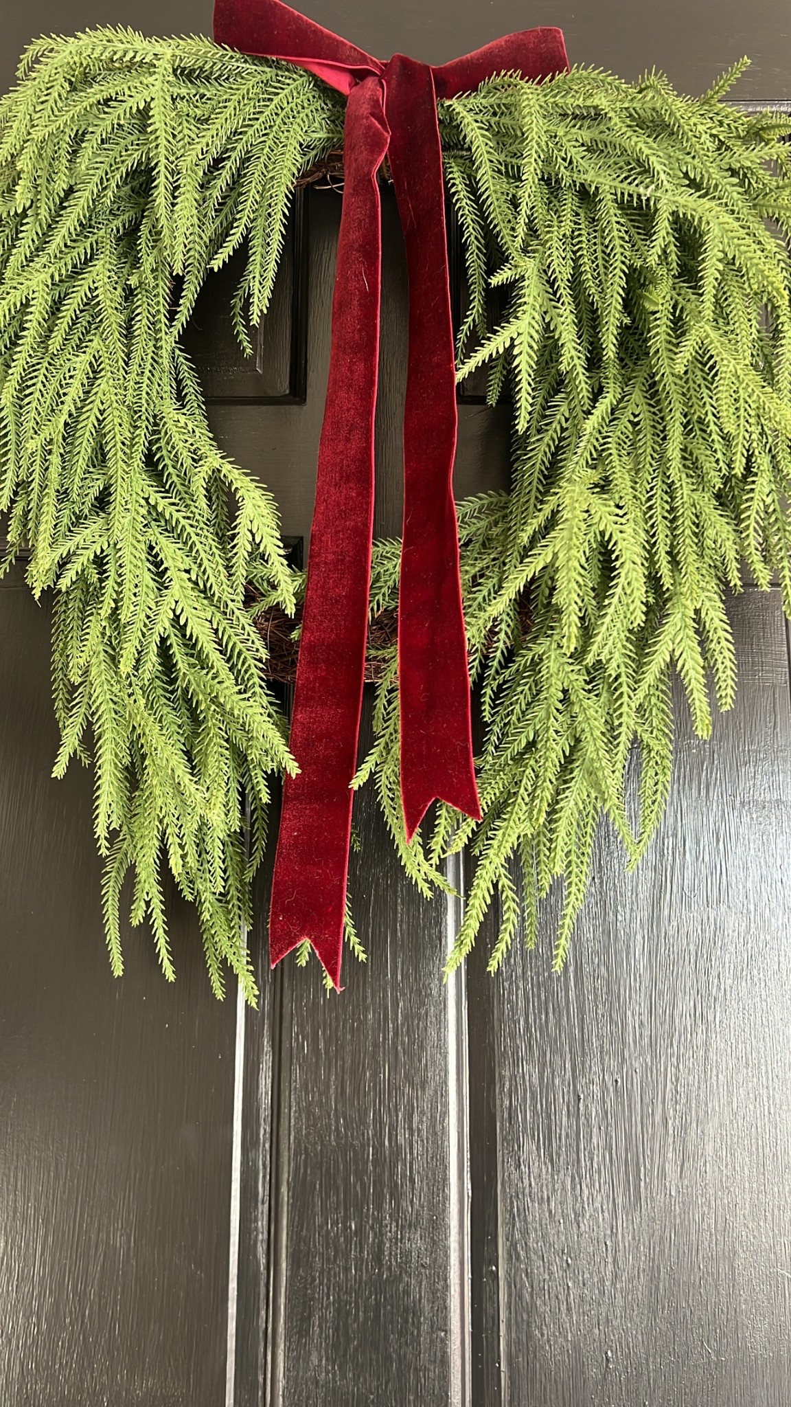 Last Week’s Bestseller 🎄

Love this Norfolk wreath from Walmart. 

Walmart | Affordable Christmas Christmas Decor 

#LTKHoliday