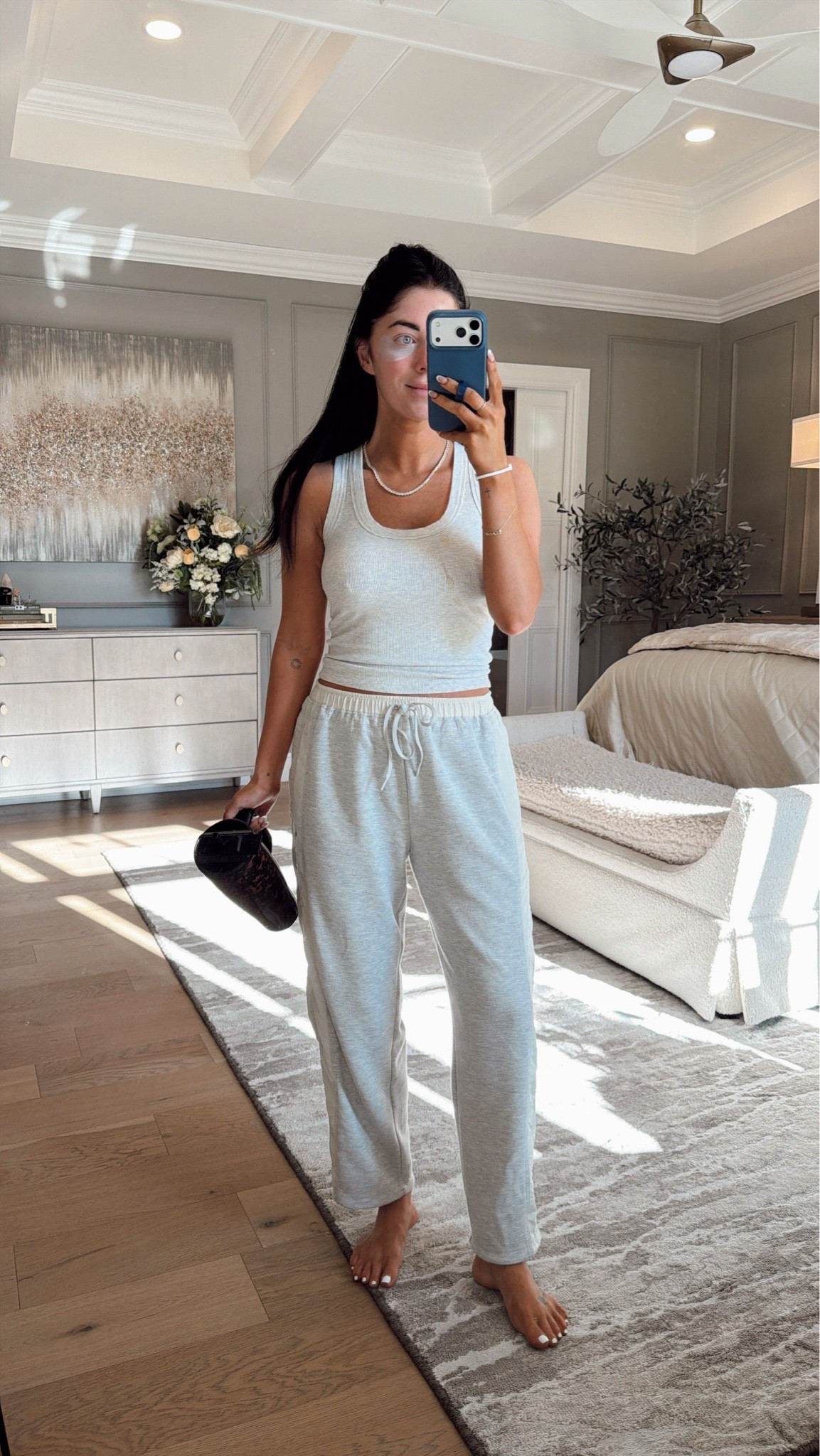 Truly, the most incredible sweatpants! I will have these forever! So good I’m tempted to buy a second pair because I wear them so much ￼