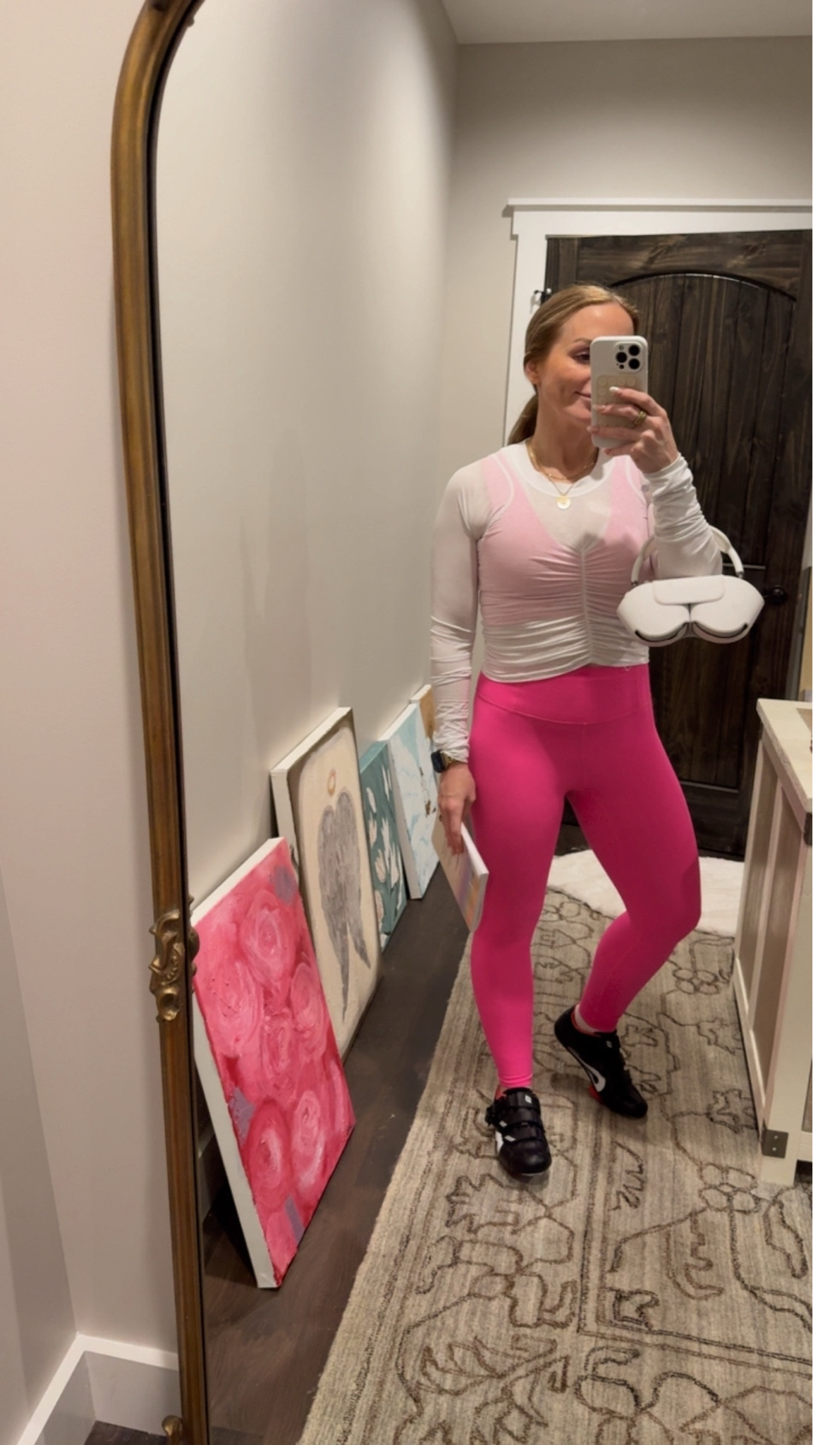 Late workout today 🩷 

#LTKStyleTip #LTKSeasonal #LTKFitness