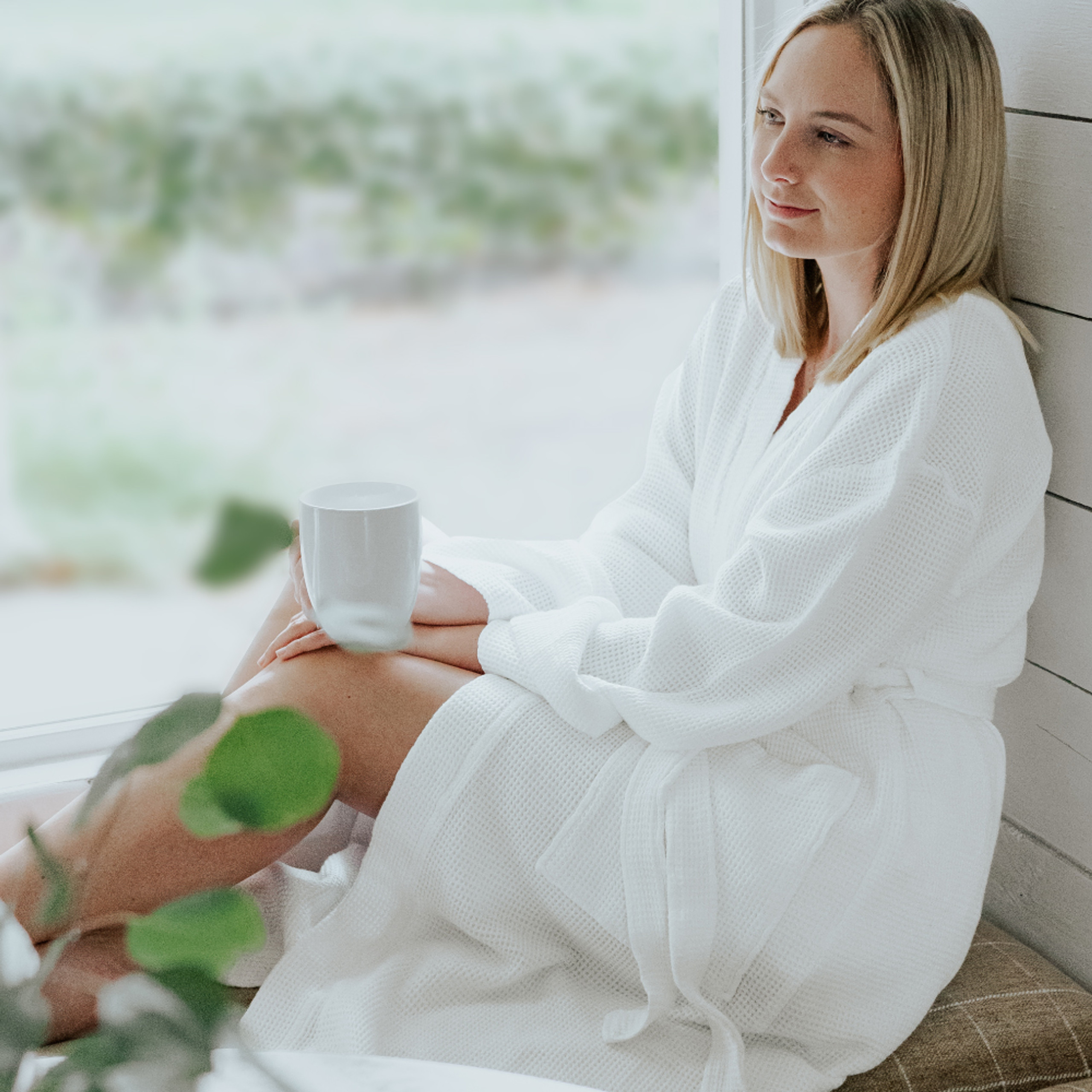 Women’s Bamboo Waffle Knit Robe | Cariloha