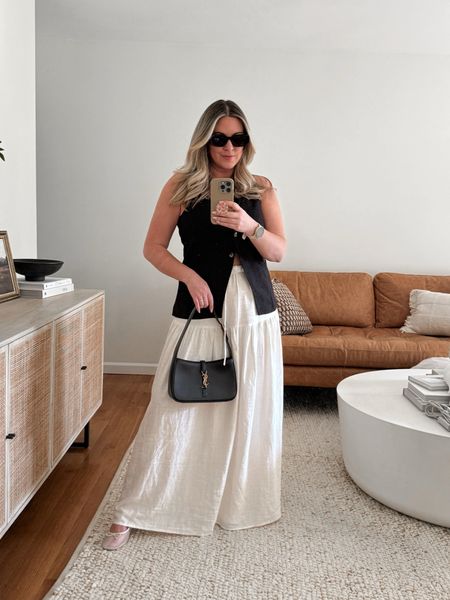 10 Days of Summer Outfits 〰️ Day 1 💘 So many ways to wear a white maxi skirt this Summer. Size 8!

summer outfits, casual summer outfit, summer fashion, summer outfit ideas, summer outfit inspiration, white skirt outfit, white maxi skirt, over 30 fashion, size 8 fashion 

#LTKParties #LTKStyleTip #LTKSeasonal