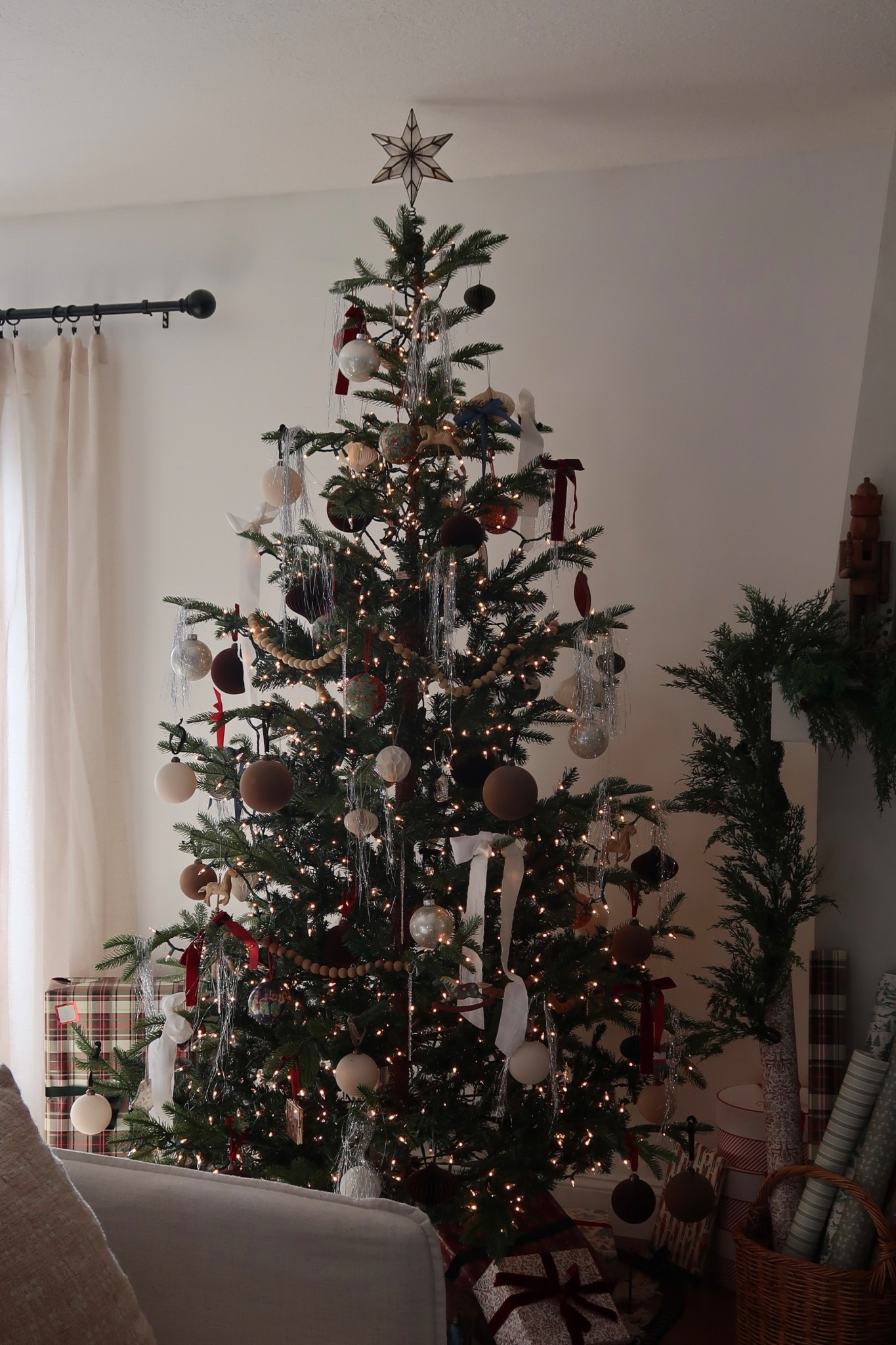 My favorite tree!! 

#LTKSeasonal #LTKHoliday
