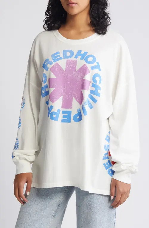 Daydreamer Red Hot Chili Peppers Asterisk Long Sleeve Cotton Graphic T-Shirt in Vintage White at Nordstrom | Nordstrom