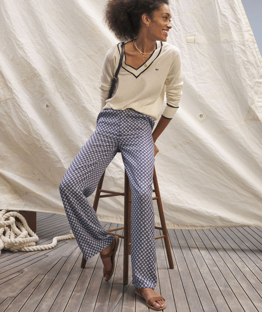 Cotton Cashmere Heritage V-Neck Sweater | vineyard vines