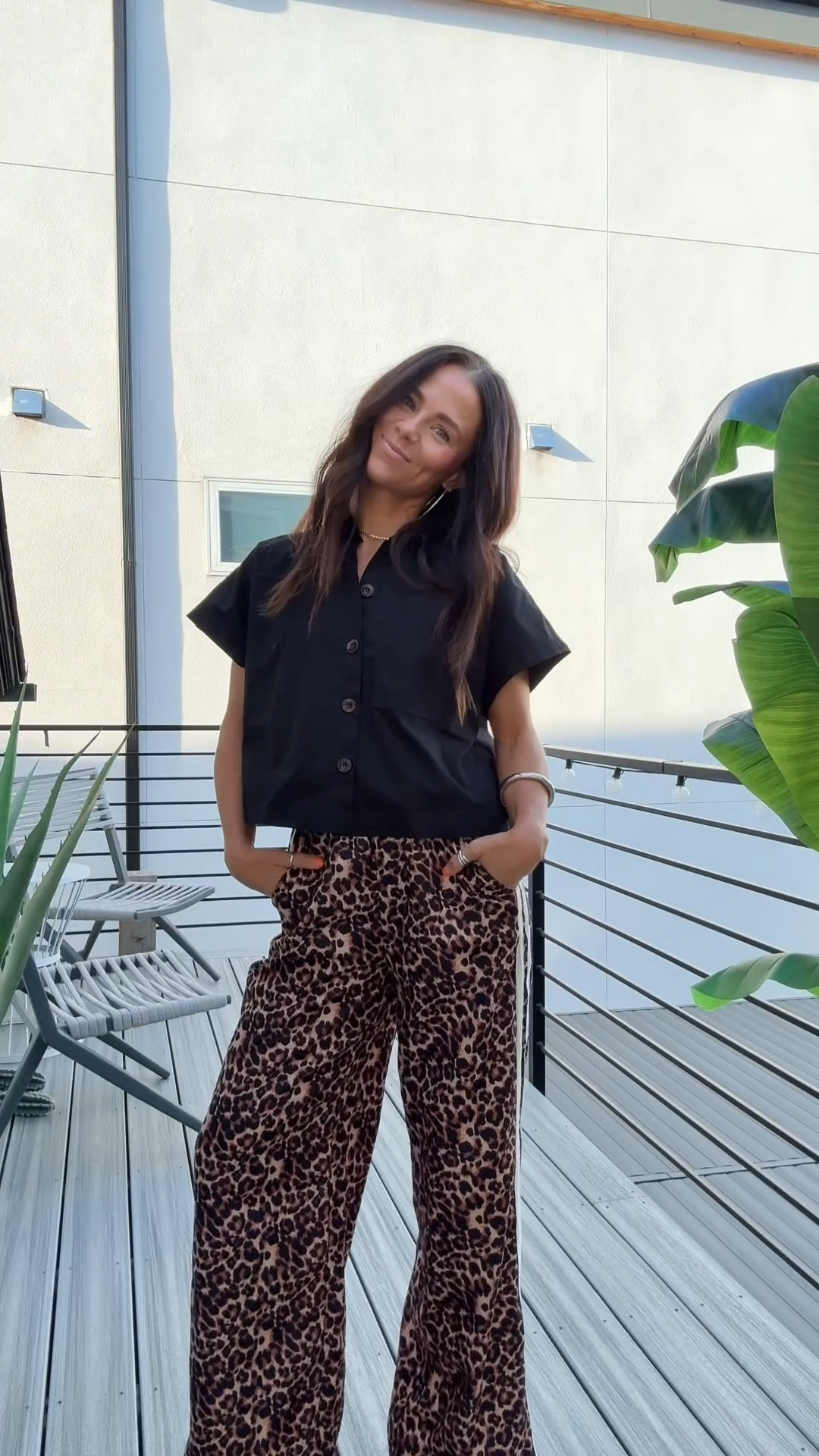 Let’s talk about effortless style. 🖤

This outfit is all about mixing ease with edge—classic black on top, bold leopard print on the bottom. Whether you’re off to work, running errands or grabbing coffee, printed pants are an easy way to make a statement without overthinking it.

Pants: XS
Top: small 

#LTKFindsUnder50 #LTKFindsUnder100 #LTKStyleTip