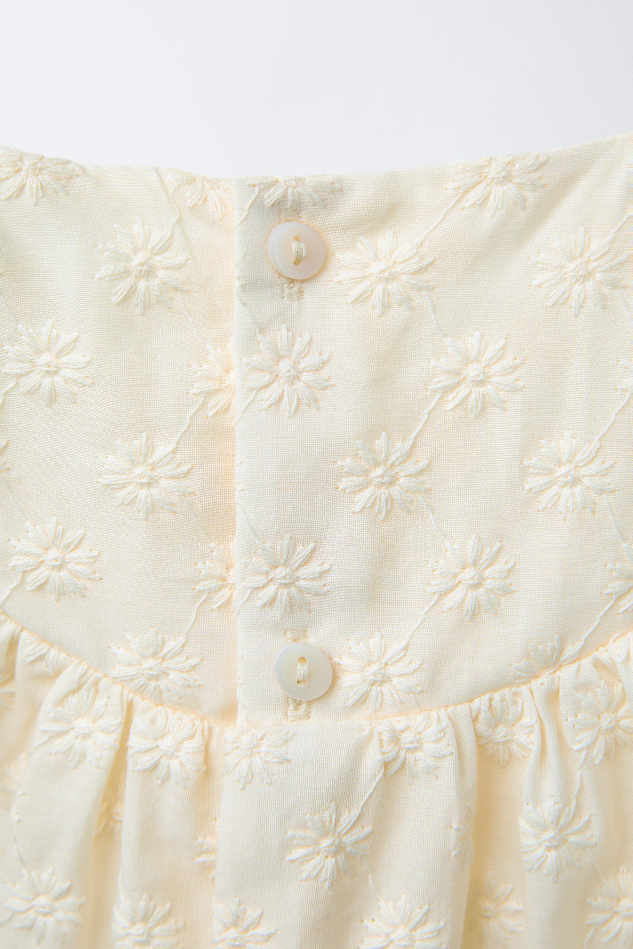 FLORAL EMBROIDERED BLOUSE | Zara US