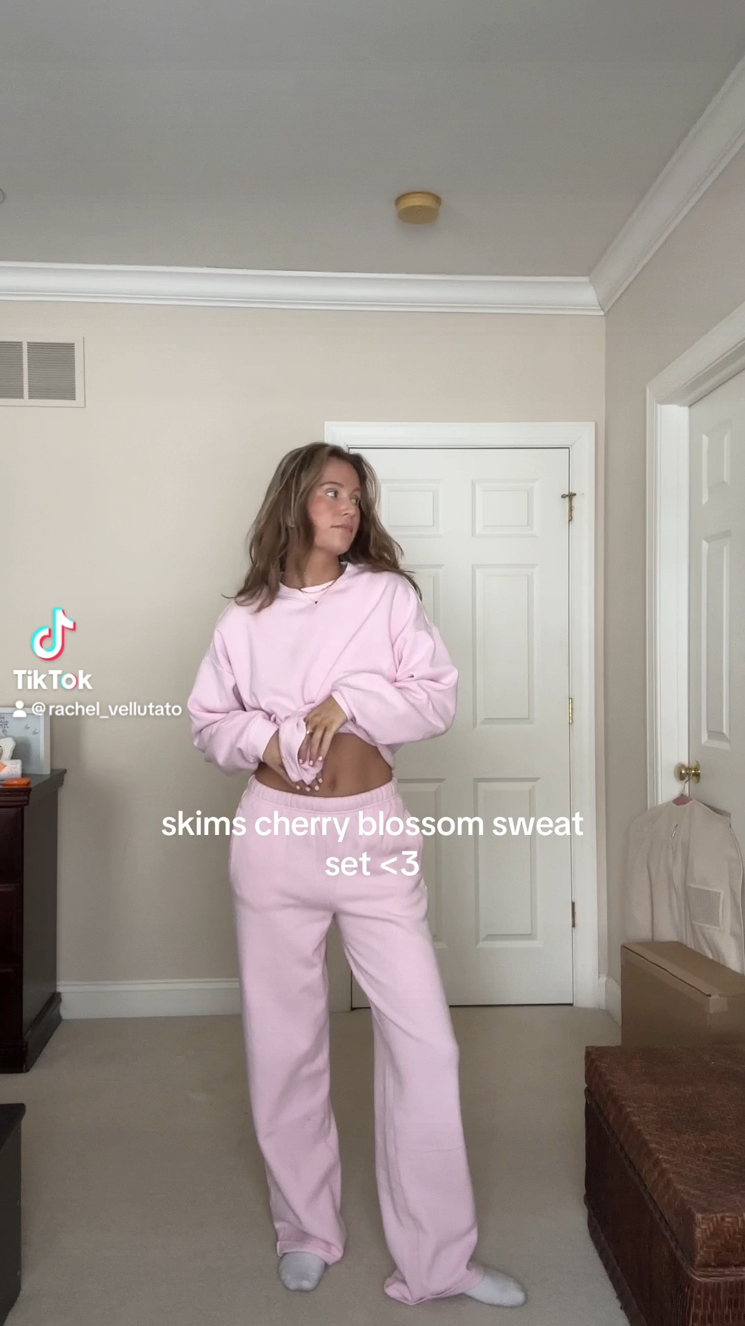skims cherry blossom set <3

#LTKMostLoved #LTKGiftGuide #LTKVideo