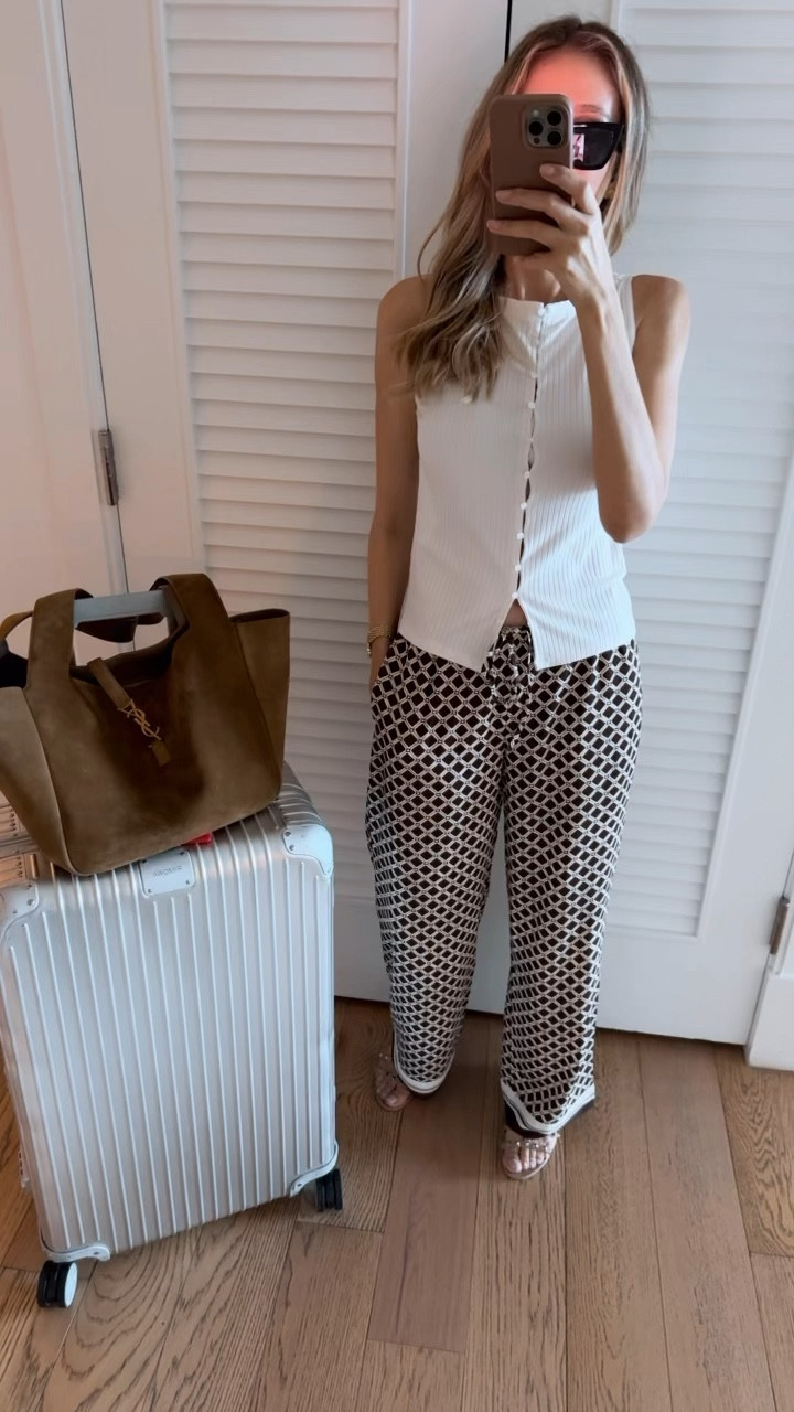 Tropical vacation outfit 
Runs tts, I am wearing a size small on all pieces 


#LTKTravel #LTKSeasonal #LTKSwim