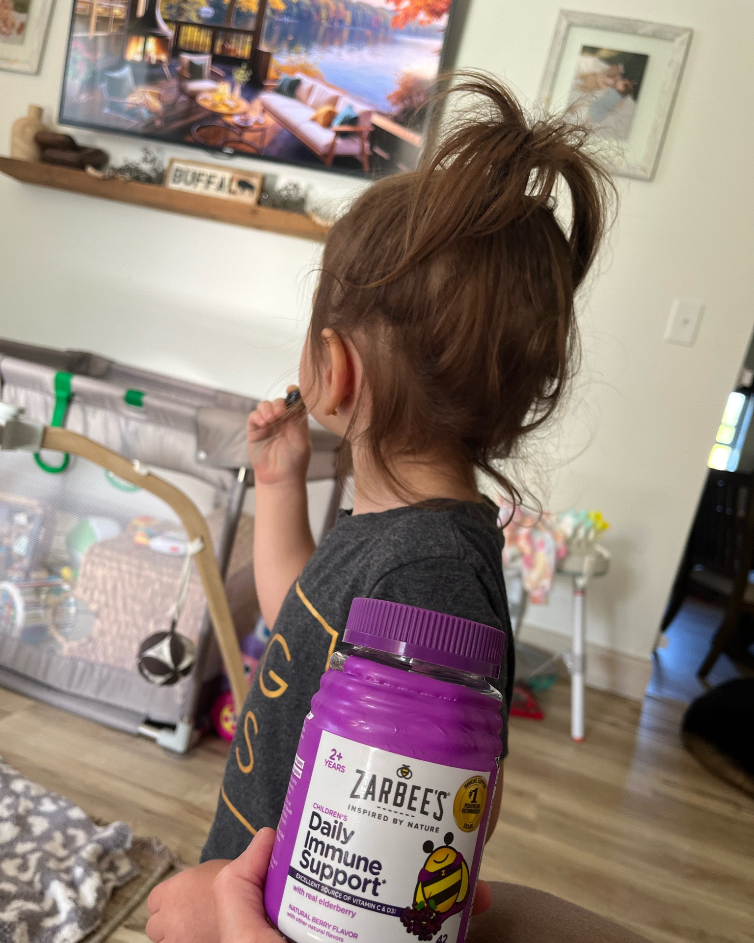 Immune support gummy for toddlers! 🙌🏼 Joelle gets so excited to take it everyday! 