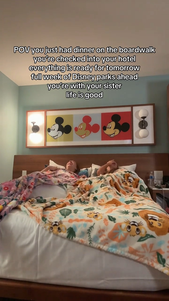 Disney blankets! 🐭