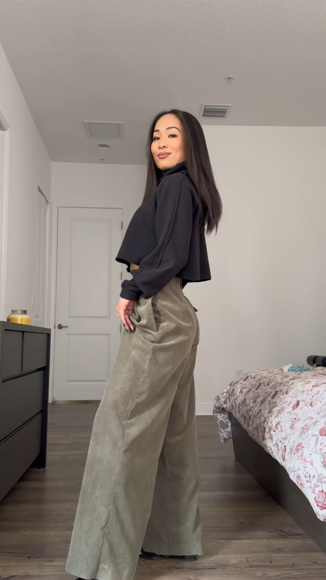 Functional and cute! I love this outfit because it’s comfy, warm, and still makes me feel put together  