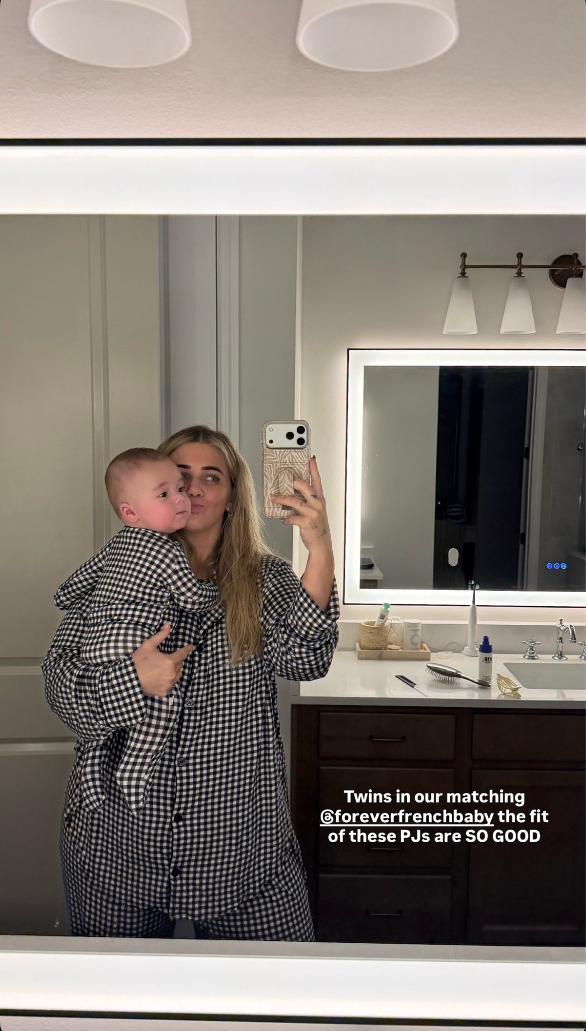 The best matching pjs🤍 I’m in an xxl

#LTKmomlife #LTKBaby
