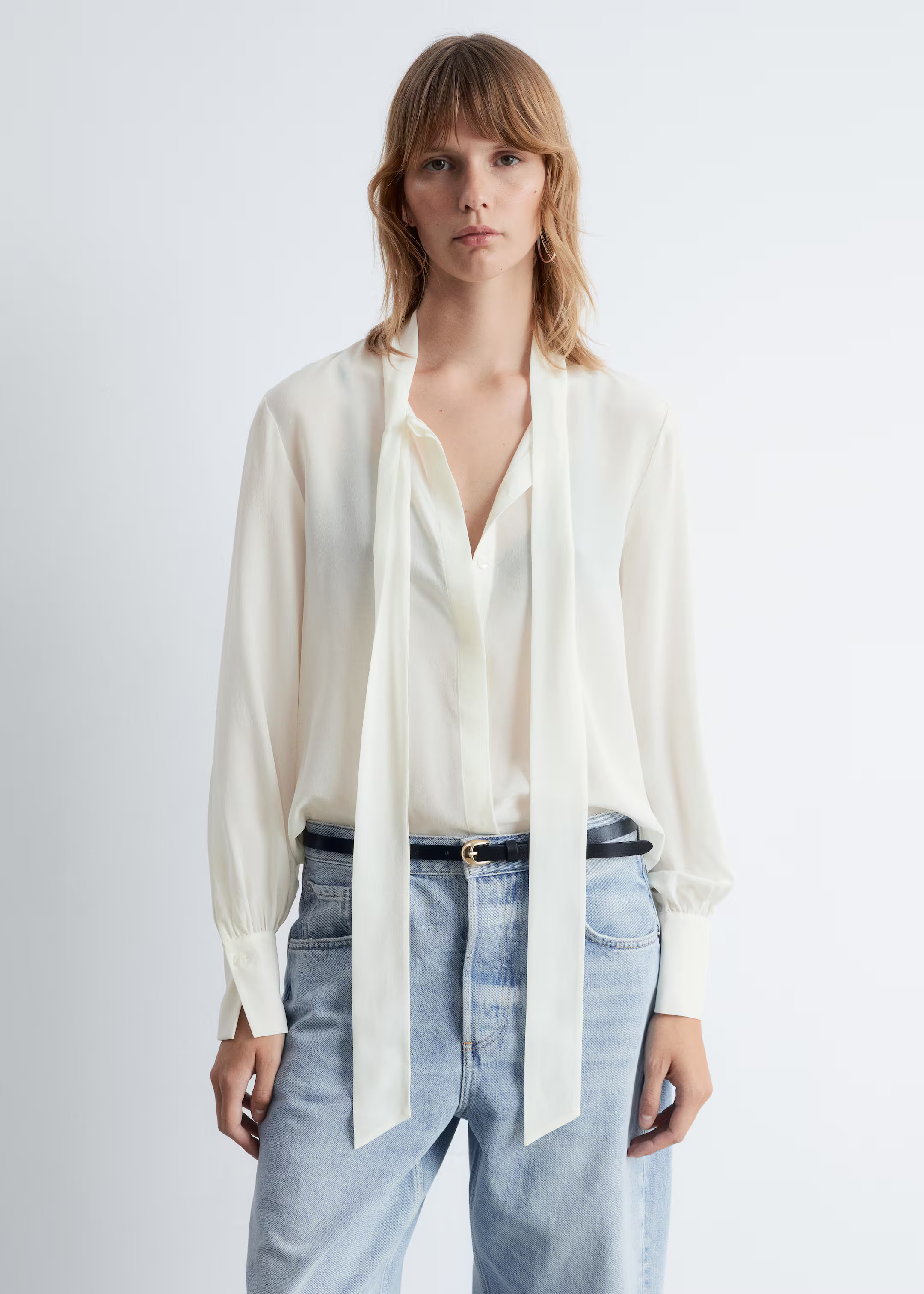 Seidenbluse mit Bindedetail - Weiß - Ladies | H&M AT | H&M (DE, AT, CH, NL, FI)