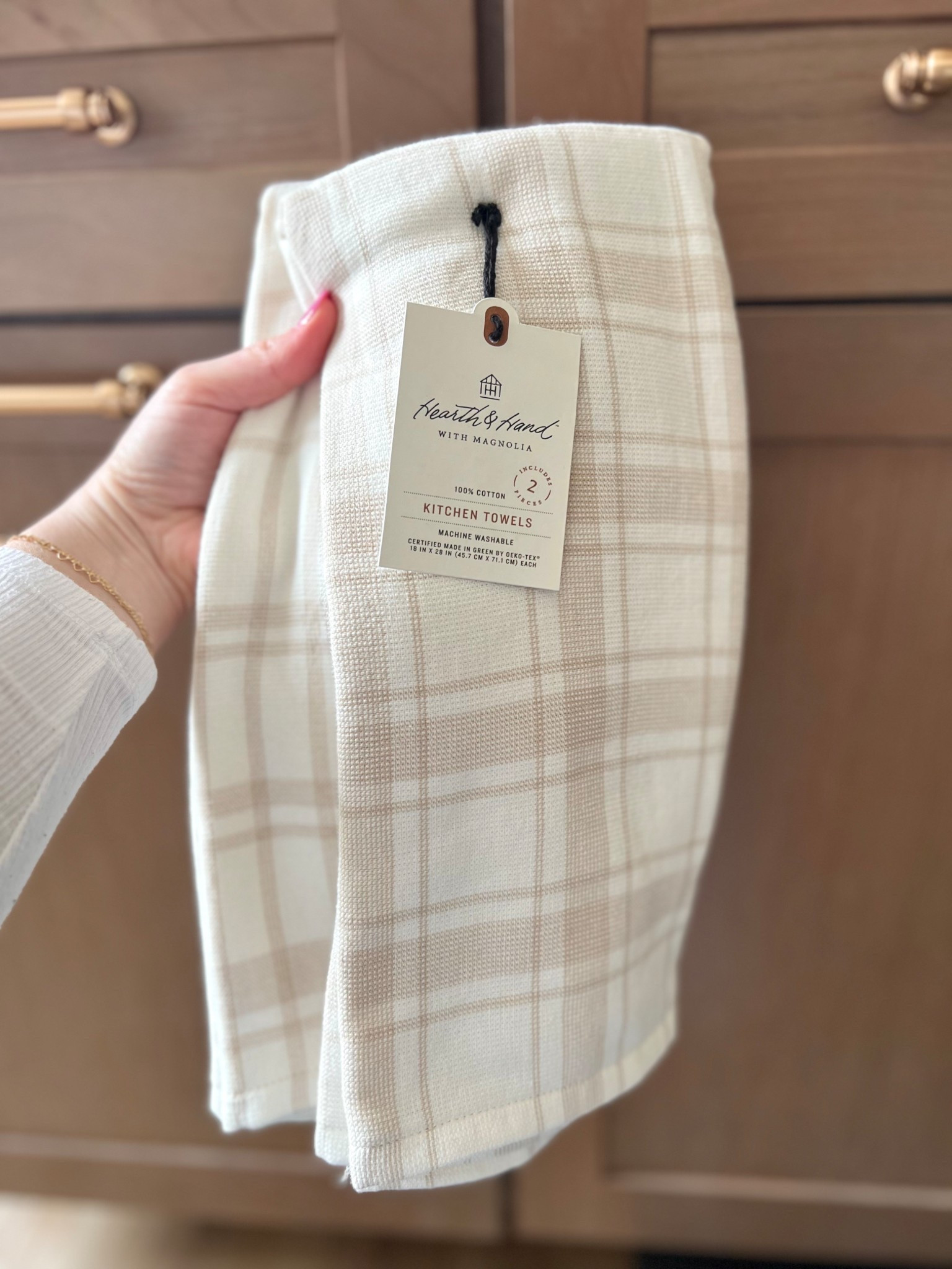 Cute new spring towels 
100% cotton

Neutral towels, Kitchen Towels, Target, Hearth and Hand, Magnolia, Home Decor, Neutral, Cottagecore, Country Home, Natural Materials, Spring Kitchen

#LTKHome