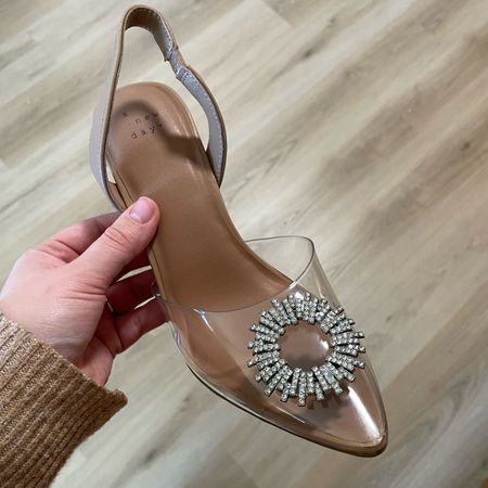 The prettiest holiday shoe!