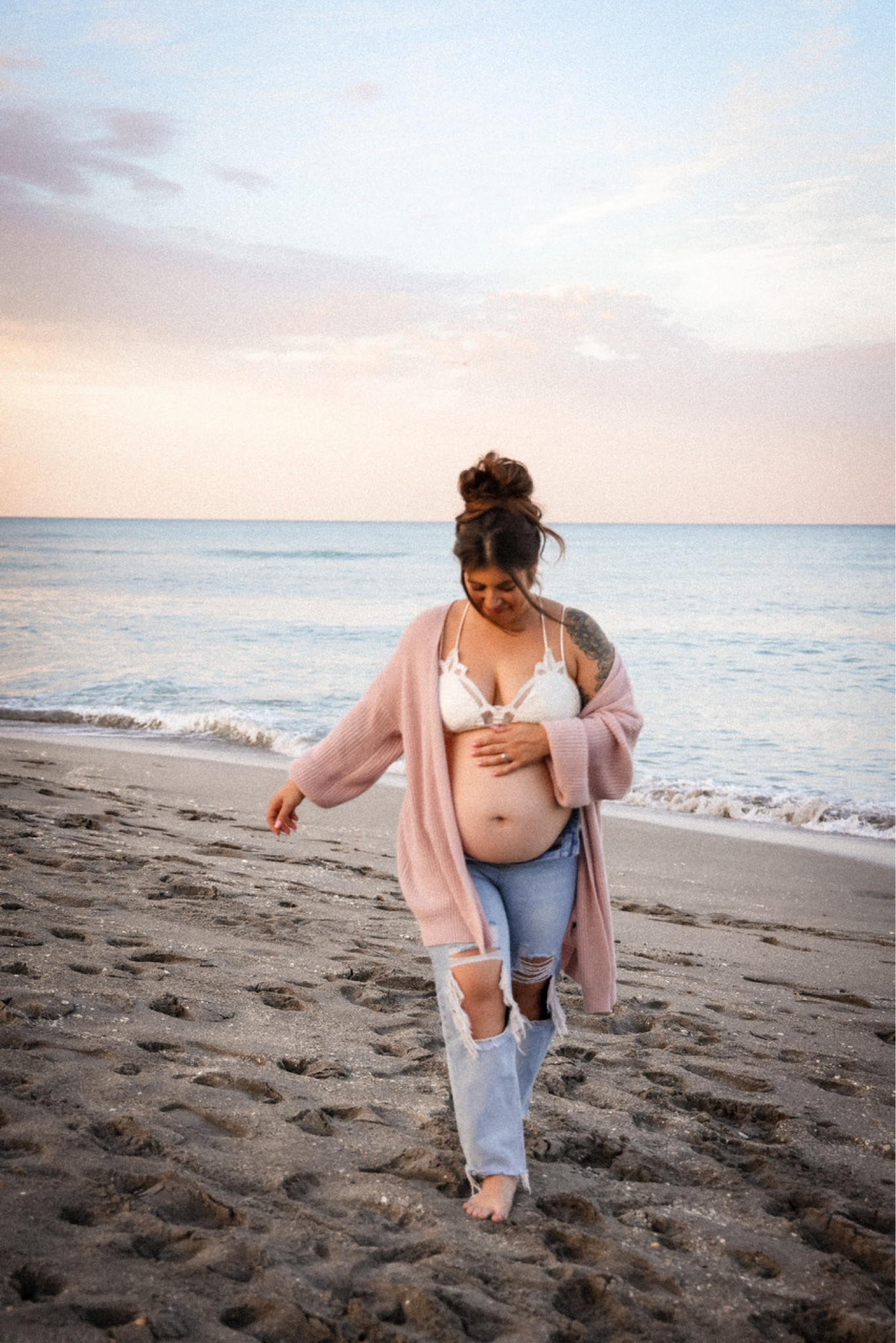 The cutest outfit for maternity photo shoot! 🌸

#LTKbaby #LTKbump #LTKfindsunder50