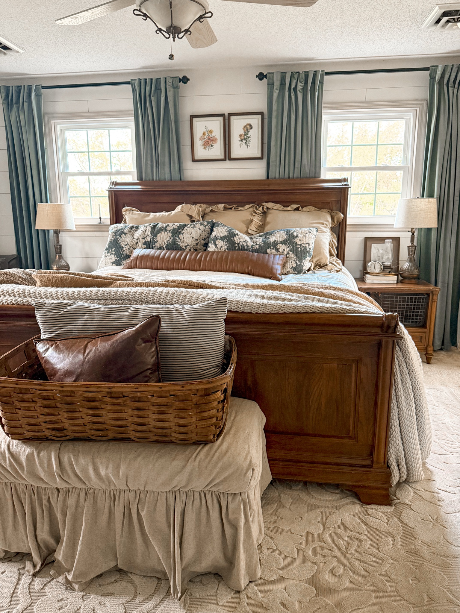 O don’t change my bedding often, so I am very particular about where to be thrifty and where to splurge. The only splurges are the euro and king pottery barn pillow shams! The 100% linen duvet set and bed skirt can be washed and dried and are great quality! #potterybarn #amazonfinds #

#LTKFindsUnder100 #LTKHome #LTKHoliday