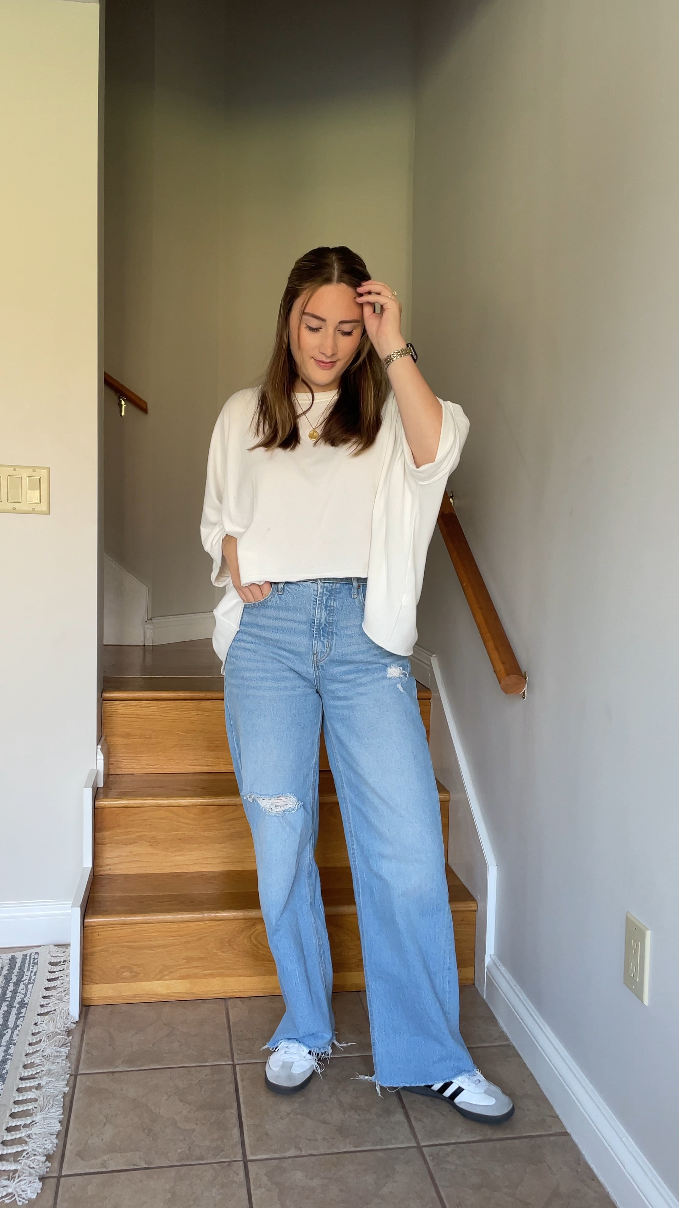 Casual, everyday outfit 🤍

#LTKstyletip #LTKshoecrush #LTKfindsunder100