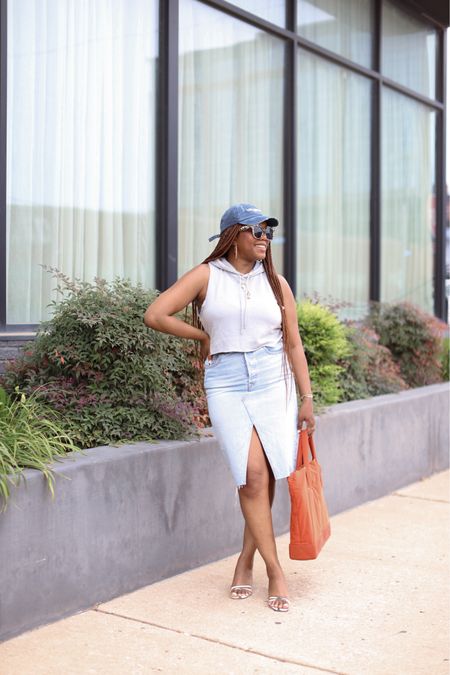 Denim skirt outfit idea 

#LTKFindsUnder50 #LTKMidsize #LTKStyleTip