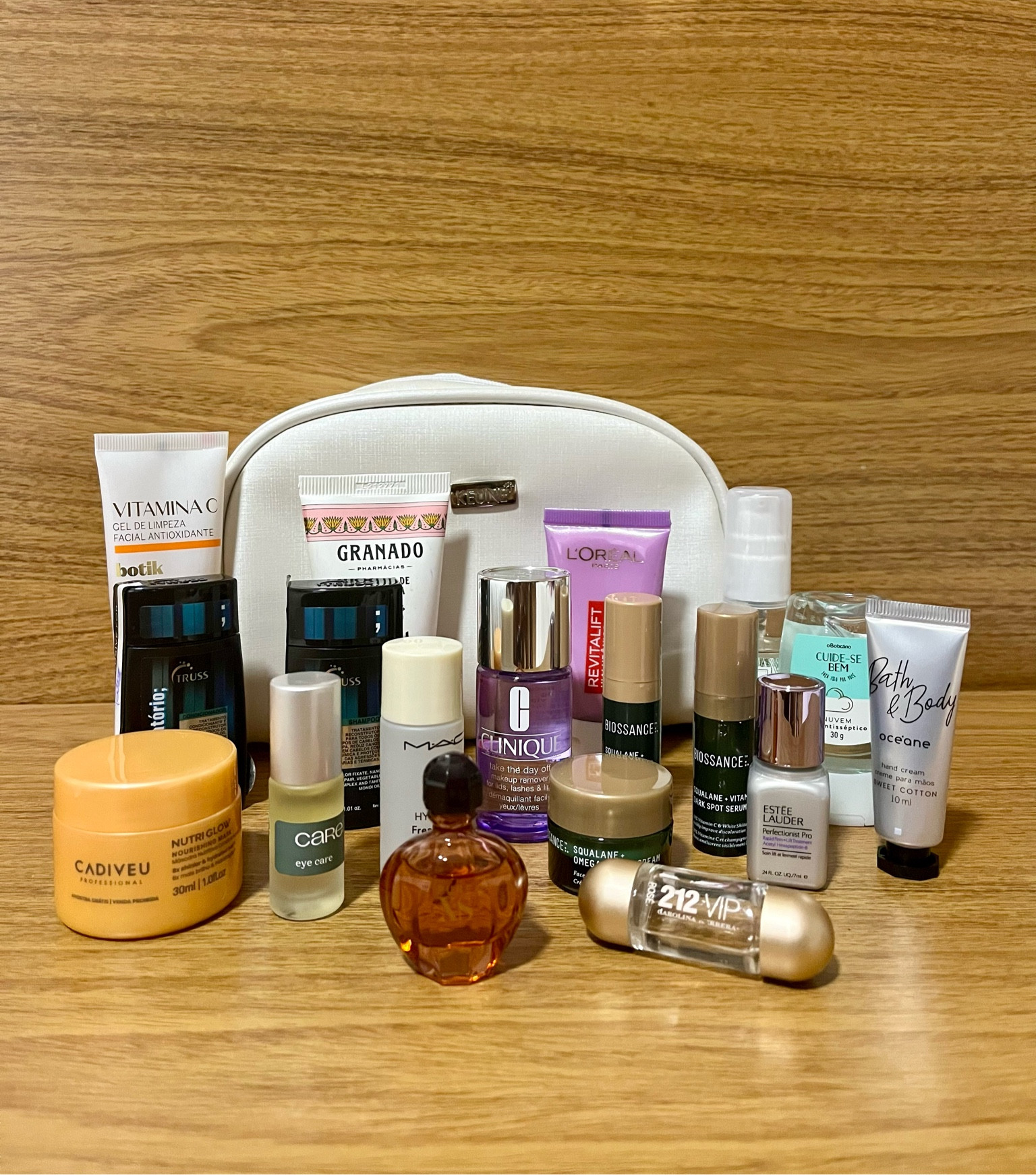  Um amor por minis! Esses são meus preferidos e são muito práticos.

Dica: você pode ganhar minis efetuando compras em alguns sites 😉 Vou deixar aqui algumas sugestões. 

#garimpodakelly #LTKGift #NatalLTK #ltkcreator 

#LTKitbag #LTKtravel #LTKHoliday